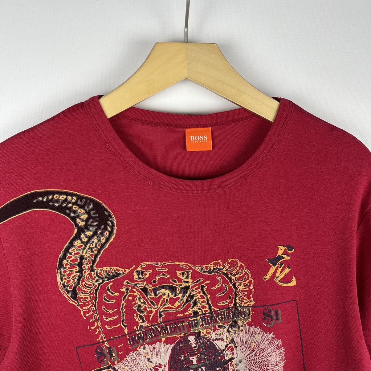 Hugo Boss Designer Hugo Boss japanese style one dollar tee Size US L / EU 52-54 / 3 - 2 Thumbnail
