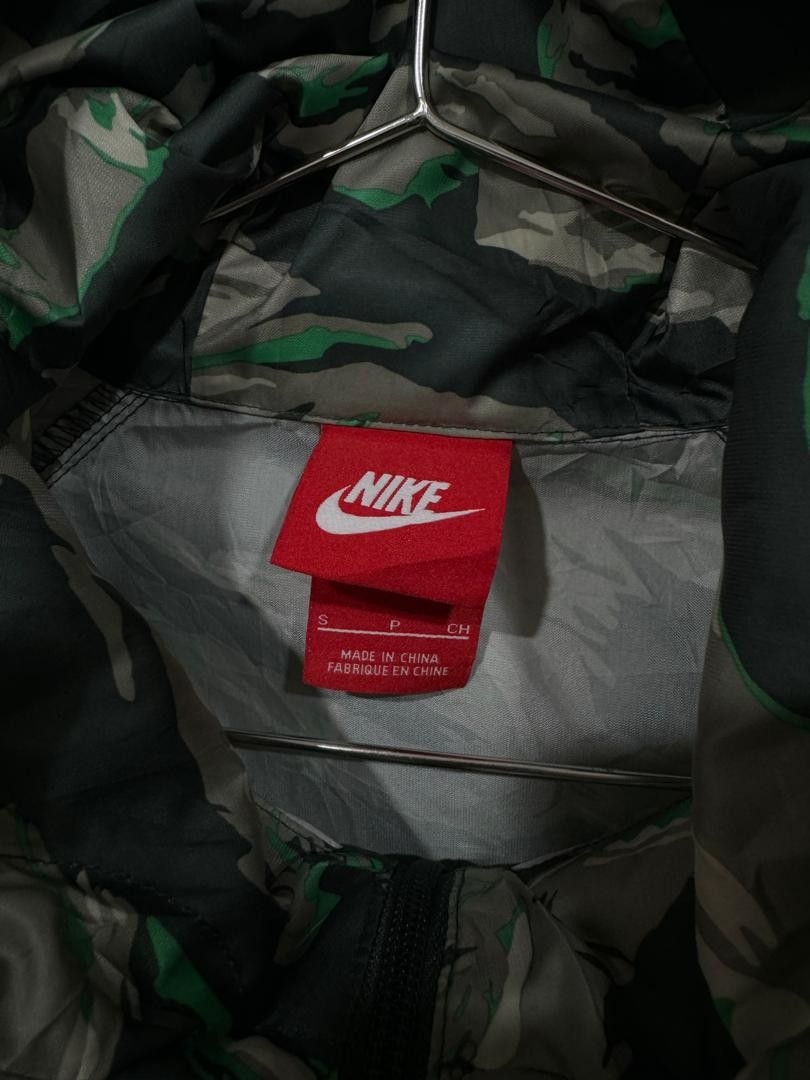 Nike Nike Camo Light Jacket Size S / US 4 / IT 40 - 4 Thumbnail