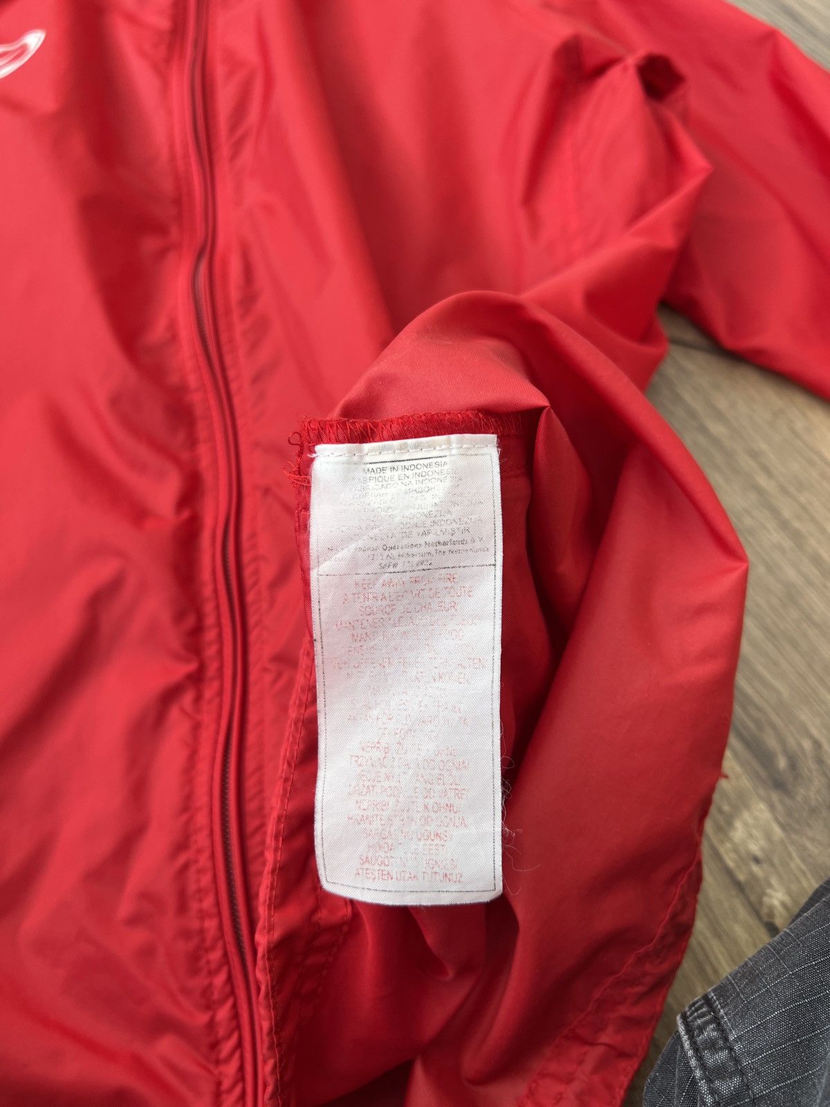 Nike × Vintage Vintage Nike Windbreaker Jacket Size US L / EU 52-54 / 3 - 11 Thumbnail