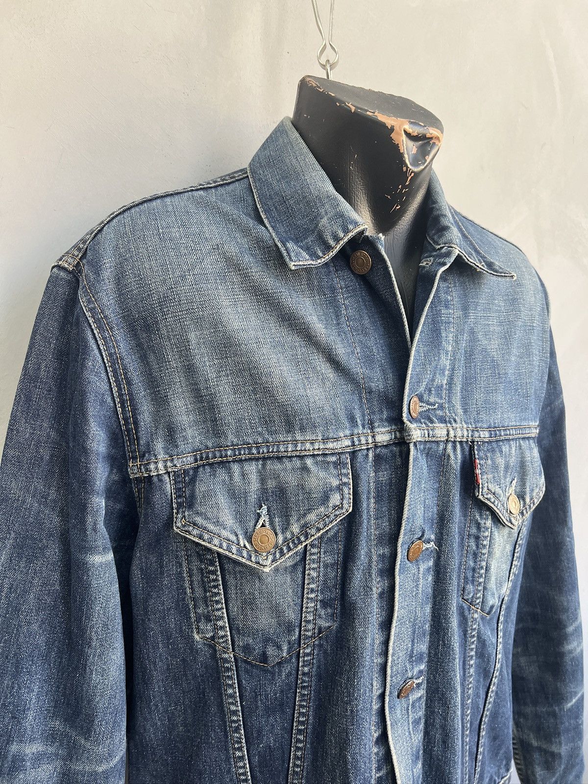 Levi's Levis vintage washed 90s denim trucker jacket y2k Size US XL / EU 56 / 4 - 4 Thumbnail