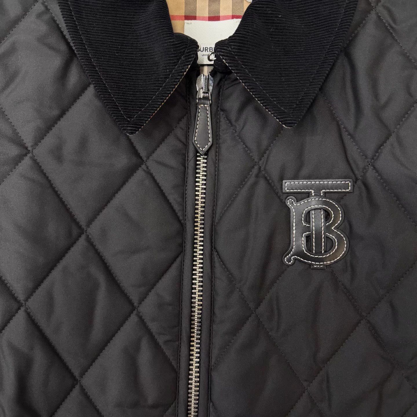 Burberry Burberry Black Diamond Quilted Puffer Jacket Q10 Size US XS / EU 42 / 0 - 3 Thumbnail