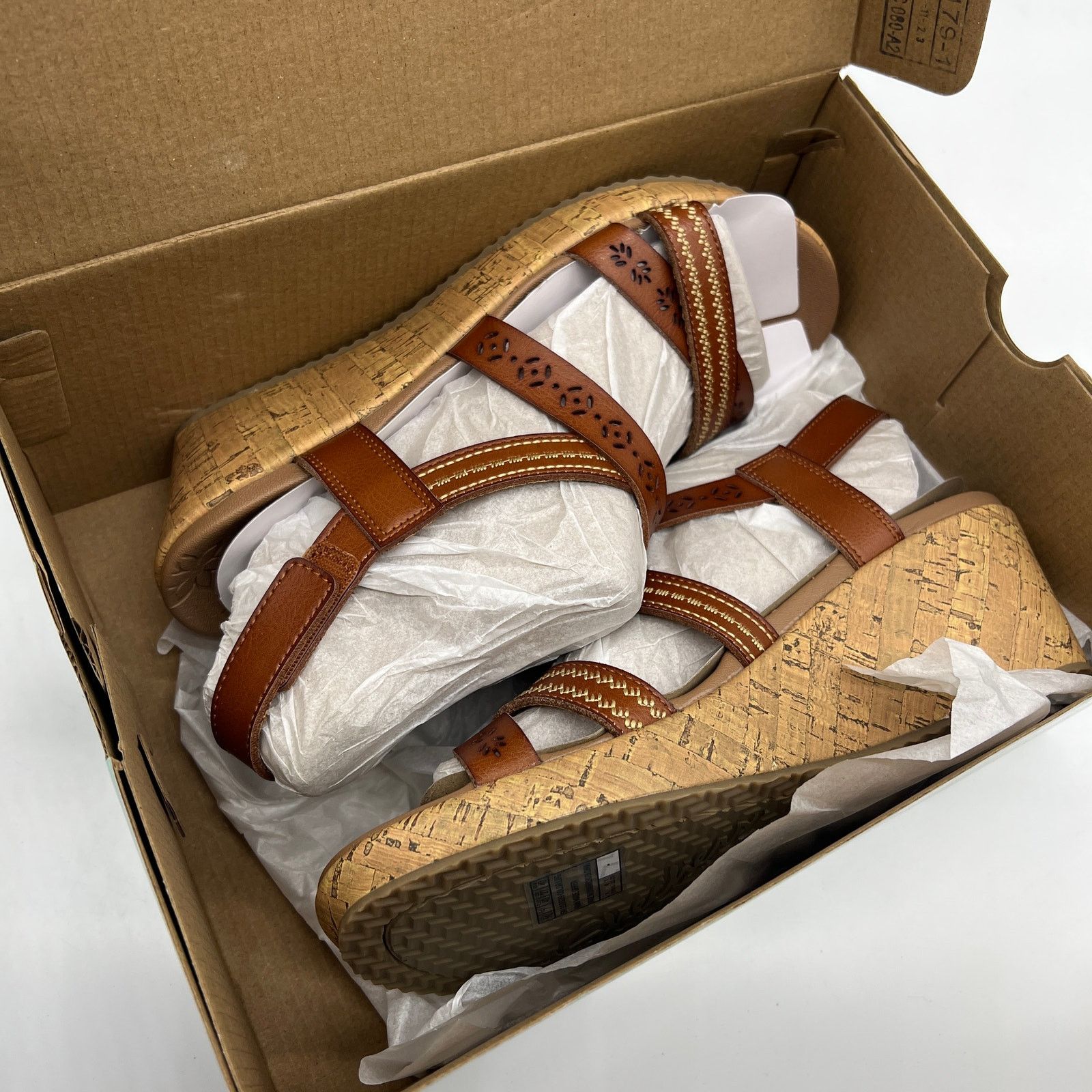 SKECHERS Skechers Beverlee Vegan Wedge Strappy Sandals Brown Size 10 Size US 10 / IT 40 - 4 Thumbnail