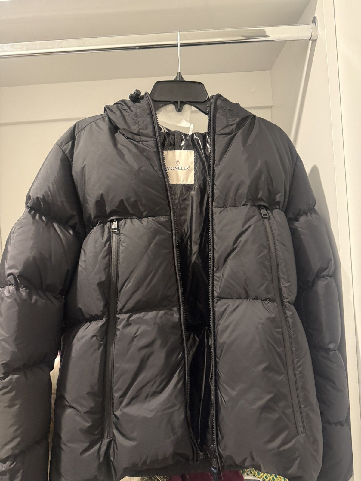 Moncler Moncler Montcla Down Jacket Black - Brand New w/ Packaging Size US M / EU 48-50 / 2 - 3 Thumbnail