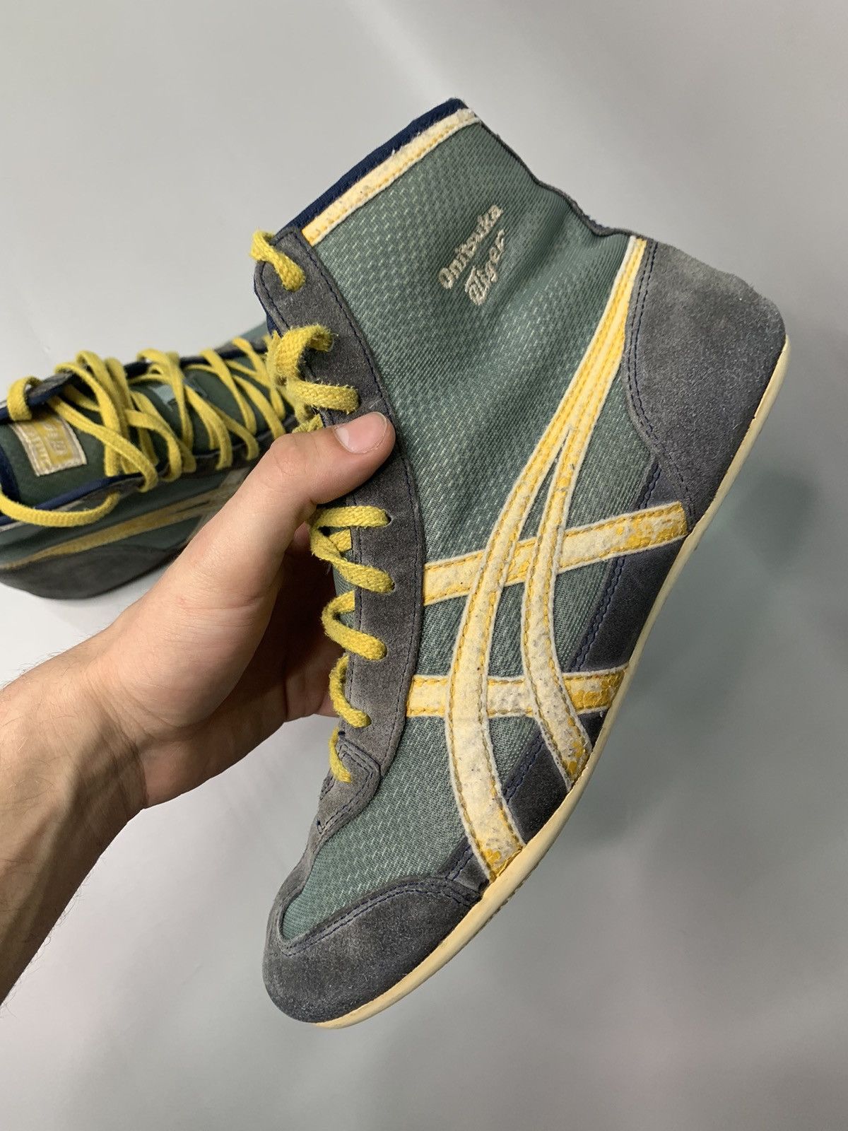 image of Asics x Onitsuka Tiger Wrestling Shoes in Green/Yellow, Men's (Size 9)