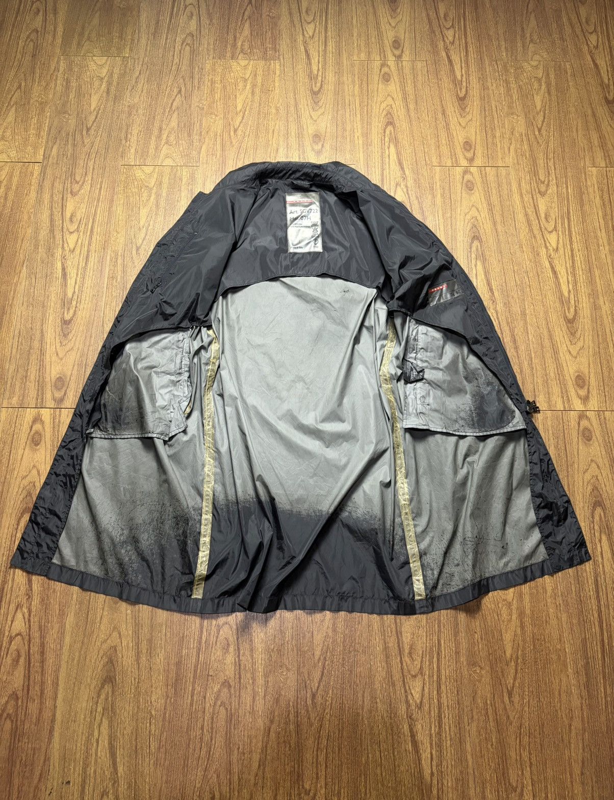 Prada 2000s Prada Sport Nylon Long Coat Jacket Size US M / EU 48-50 / 2 - 14 Thumbnail