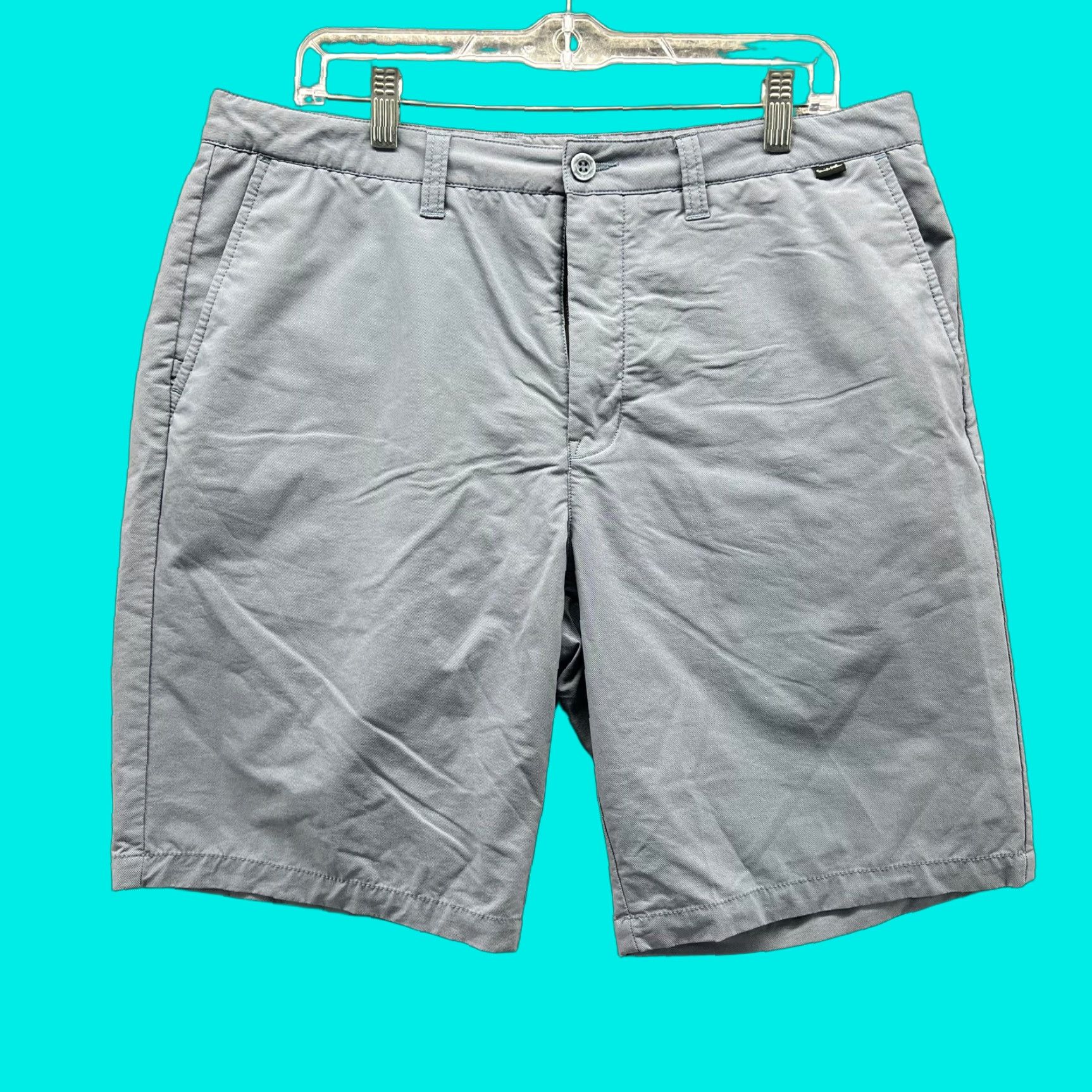 TravisMathew Travis Mathew Shorts Mens 36 Gray Microfiber Chino Golf Stretch 11 Inseam Casual Size US 36 / EU 52 - 1 Thumbnail