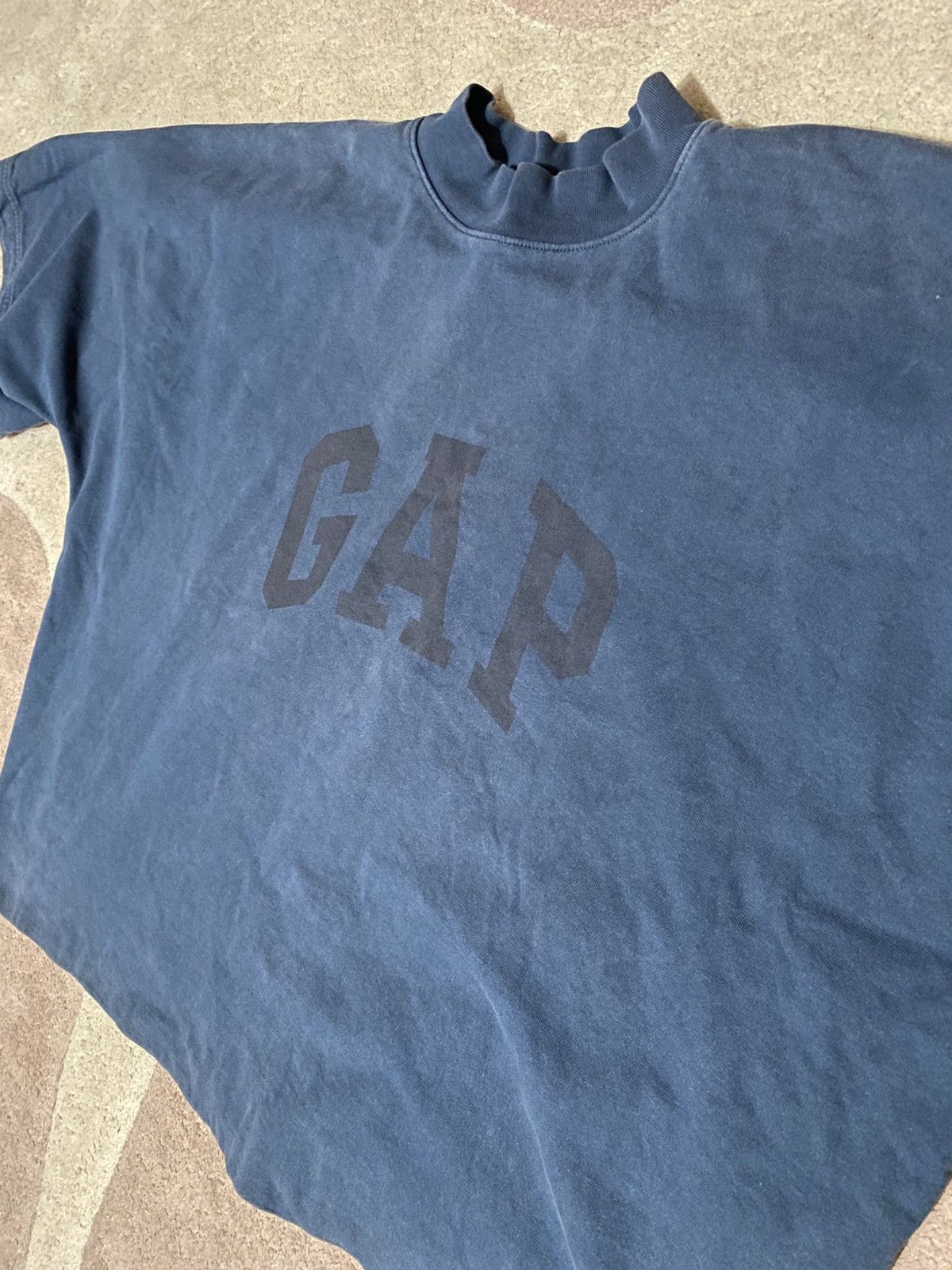 Balenciaga × Gap × Yeezy Balenciaga Yeezy Yzy Gap Cropped NoSeam Dove Tee Size US M / EU 48-50 / 2 - 10 Thumbnail