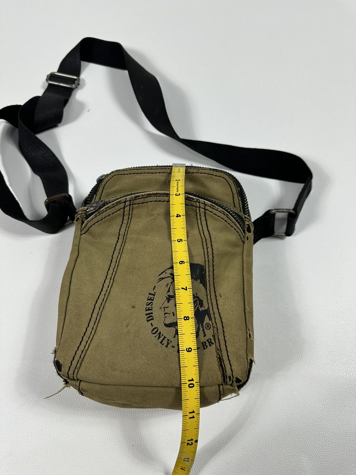 Diesel Vintage Diesel red Line Slevedge Distressed Crossbody Bag Size ONE SIZE - 18 Thumbnail