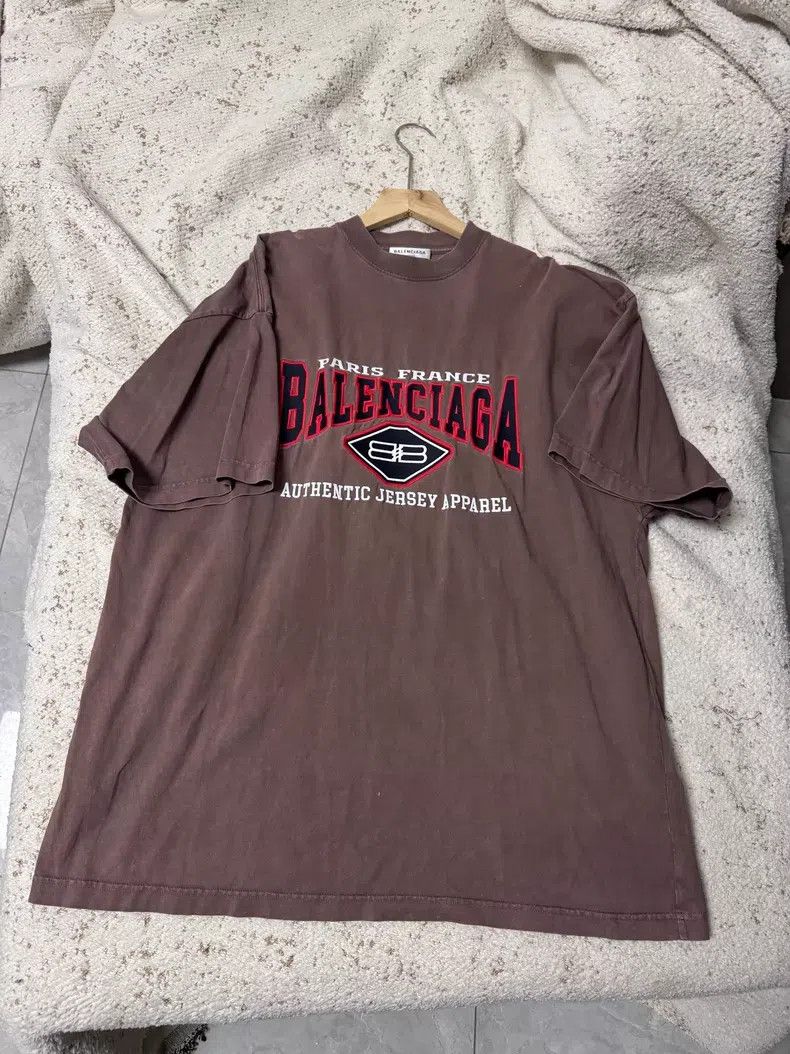Balenciaga Balenciaga Short Sleeve Size US M / EU 48-50 / 2 - 1 Thumbnail