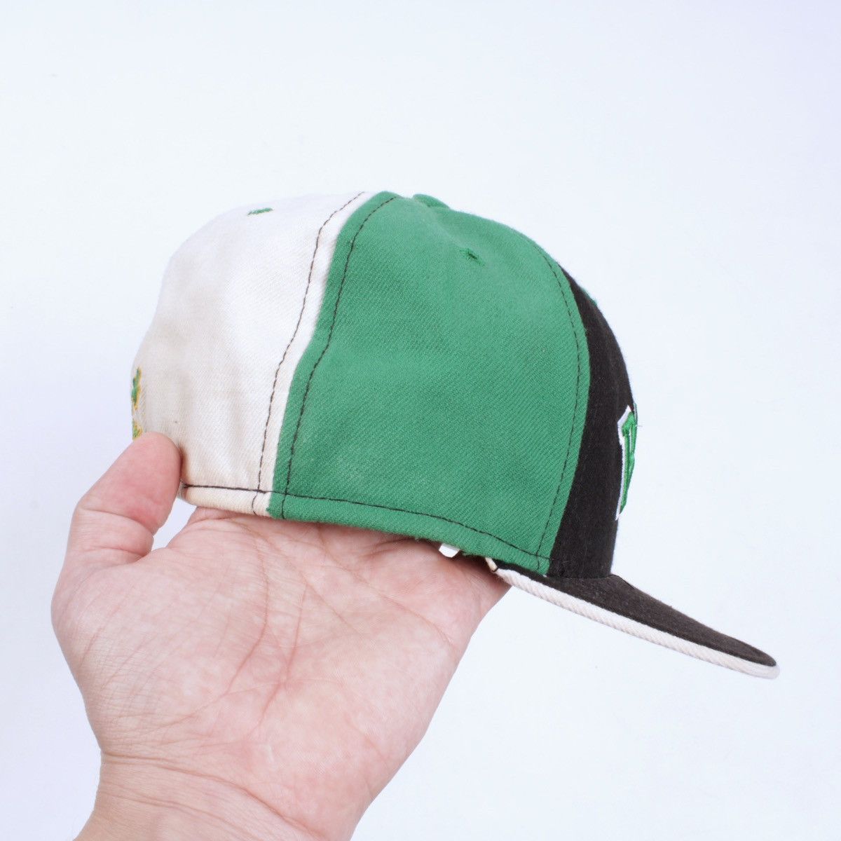 NBA × New Era × Vintage NEW ERA Boston Celtics NBA Vintage Wool Cap Snapback Size ONE SIZE - 8 Thumbnail