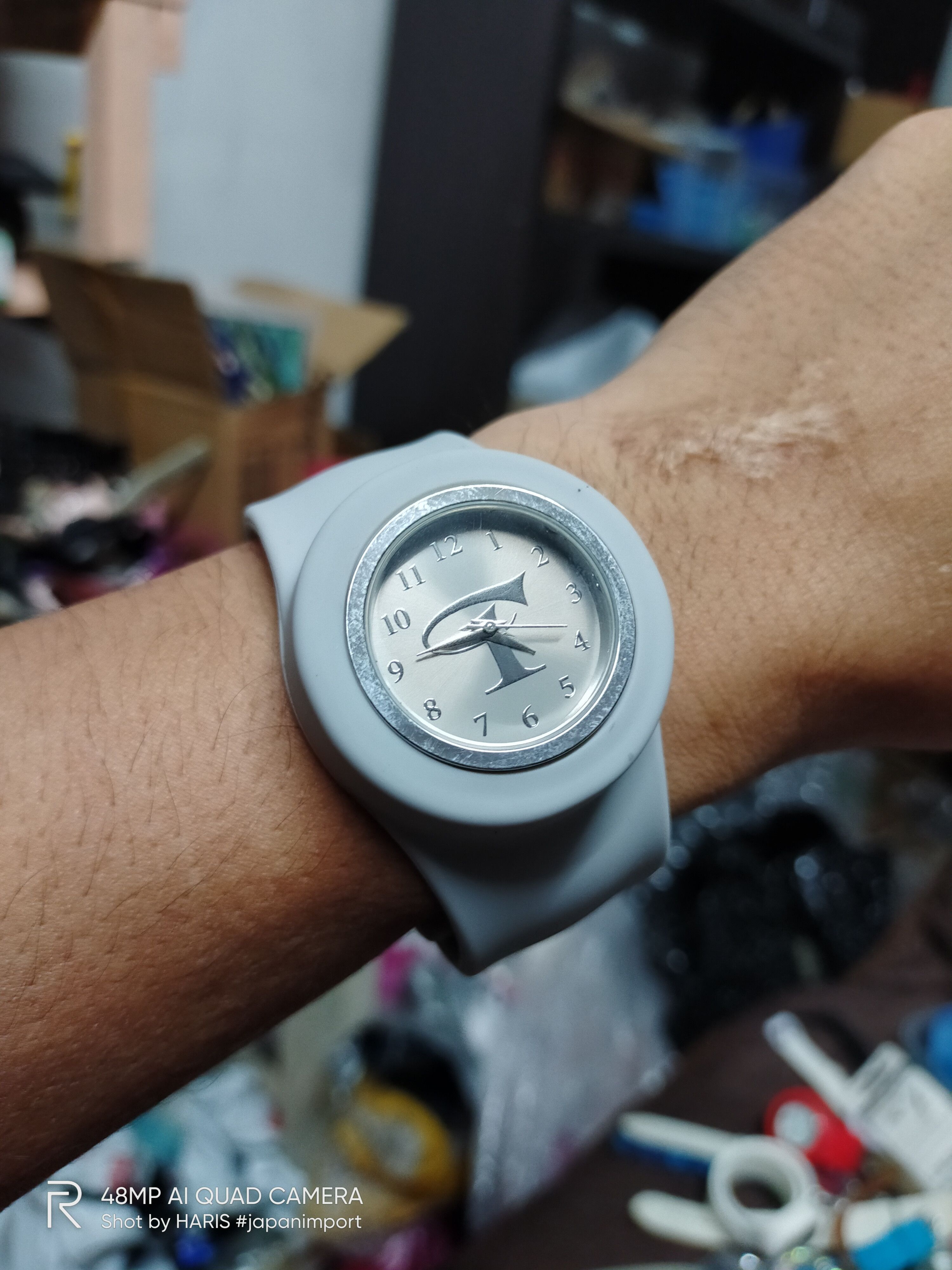 Japanese Brand TWISTED 💥TWIST YOUR SPIRIT (FLAP WATCH STRAP) Size ONE SIZE - 2 Thumbnail