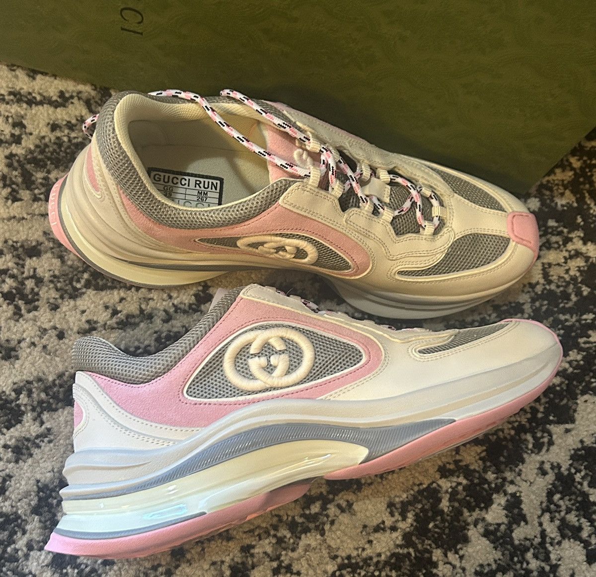 Gucci Gucci Leather Upper Run Sneaker Grey Pink Off White Size US 9 / IT 39 - 3 Thumbnail