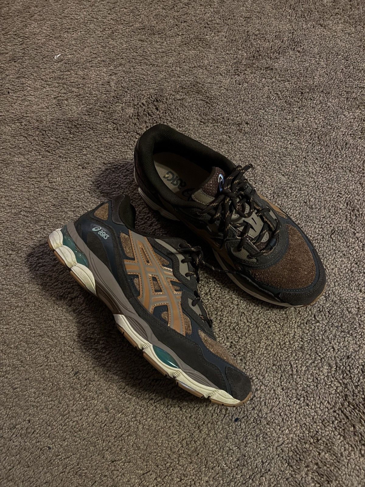 Asics Asics Gel-NYC Brown Storm / Tan Presidio Size US 9.5 / EU 42-43 - 1 Thumbnail