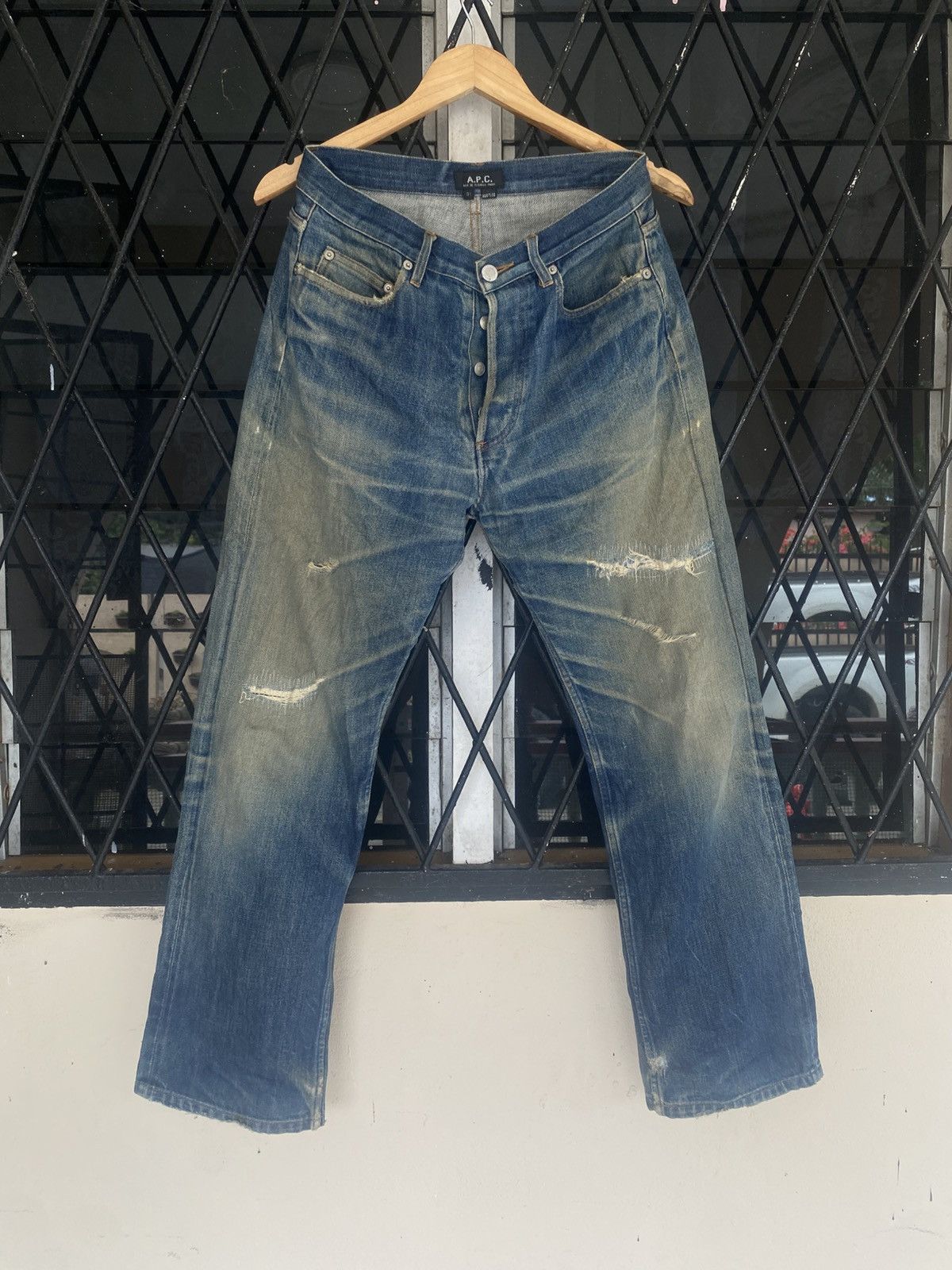 A.P.C. A.P.C Distressed Muddy Selvedge Denim Size US 31 - 1 Thumbnail