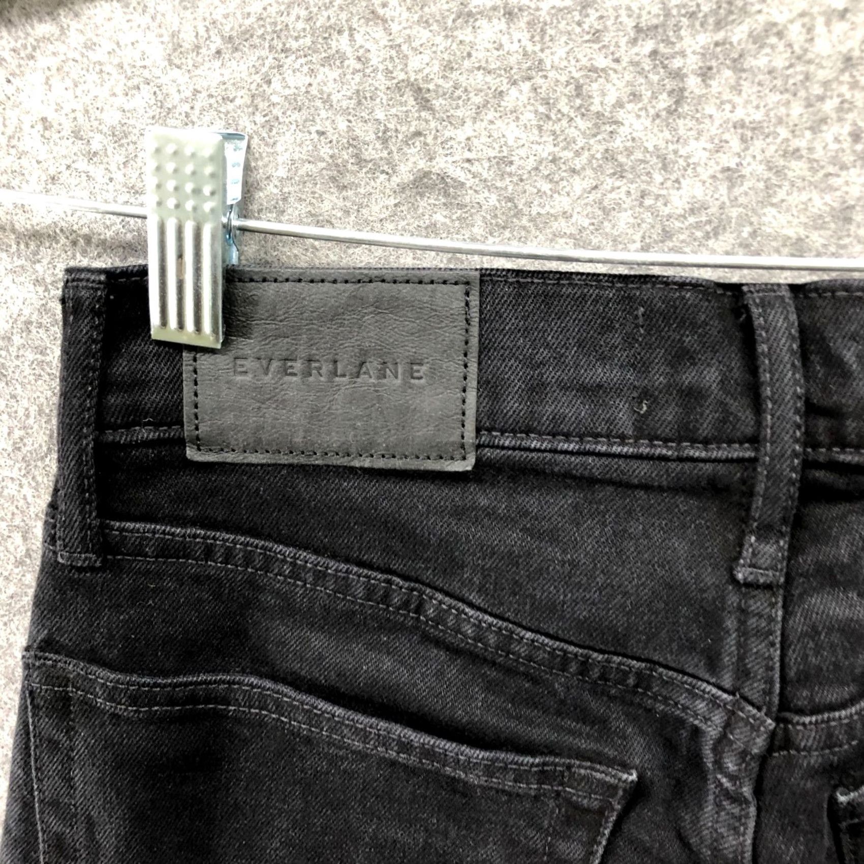 Everlane VINTAGE? No. Everlane Original Cheeky Jean Womens 24 Crop Black Organic Cotton High Rise Denim 5-Pocket Regular Womens Jeans 24 Black Cropped Slim? Size 42" / US 20 - 7 Thumbnail