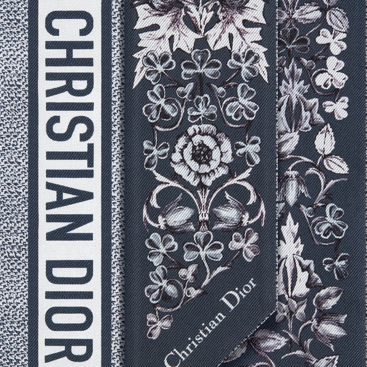 Dior o1bcso1str0226 Size:OS/The World Mitzah Scarf in Nevy Blue Size ONE SIZE - 3 Thumbnail