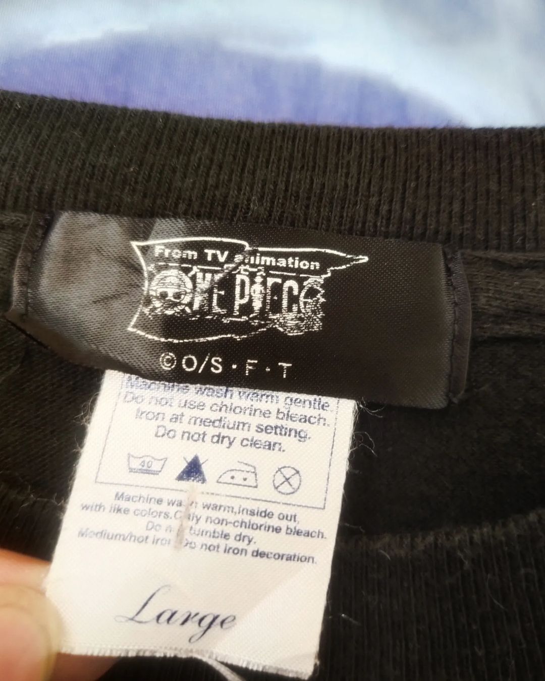 Anime × One Piece × Vintage Vintage Y2K One Piece Old Crew Groupie Official Anime Tees Size US L / EU 52-54 / 3 - 5 Thumbnail