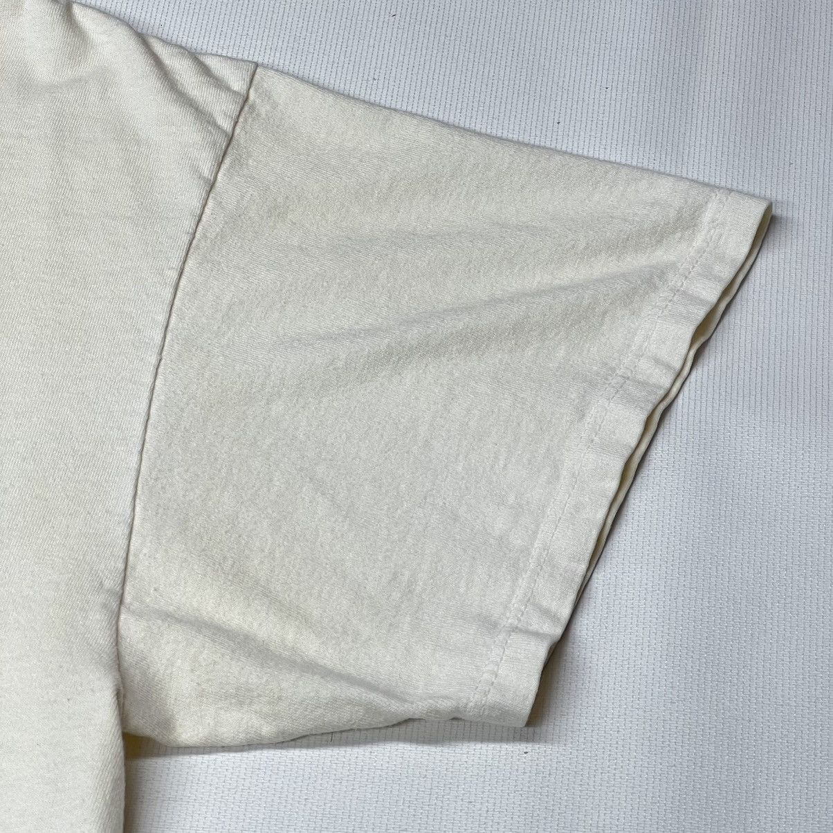 Nike × Vintage Nike Tee Shirt White 3D Logo Rubber Patch Swoosh 90s Size US L / EU 52-54 / 3 - 19 Thumbnail