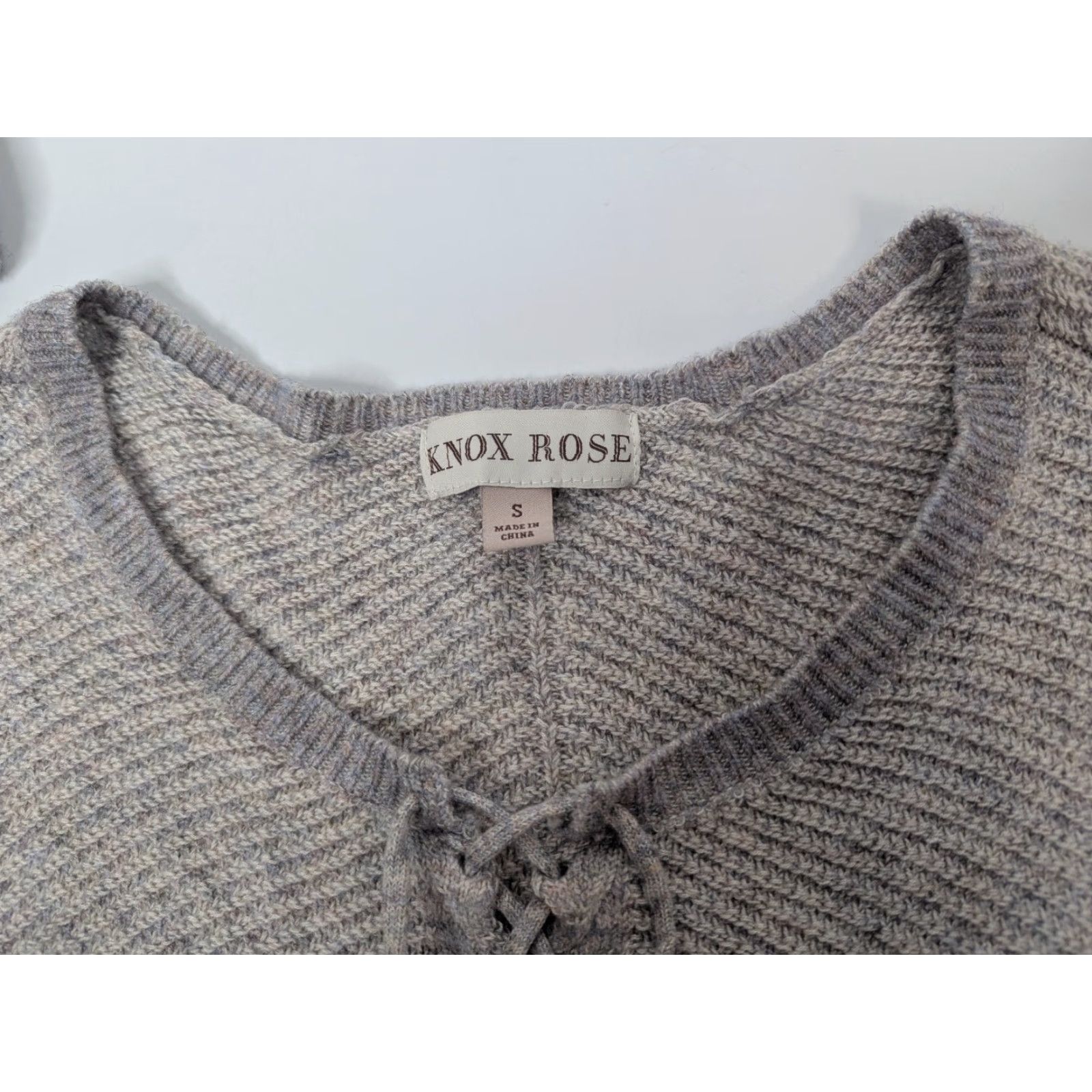 Vintage Knox Rose Top Shirt Sweater Women's Small Gray Tie Neck Waffle Knit Cottagecore Size S / US 4 / IT 40 - 7 Thumbnail