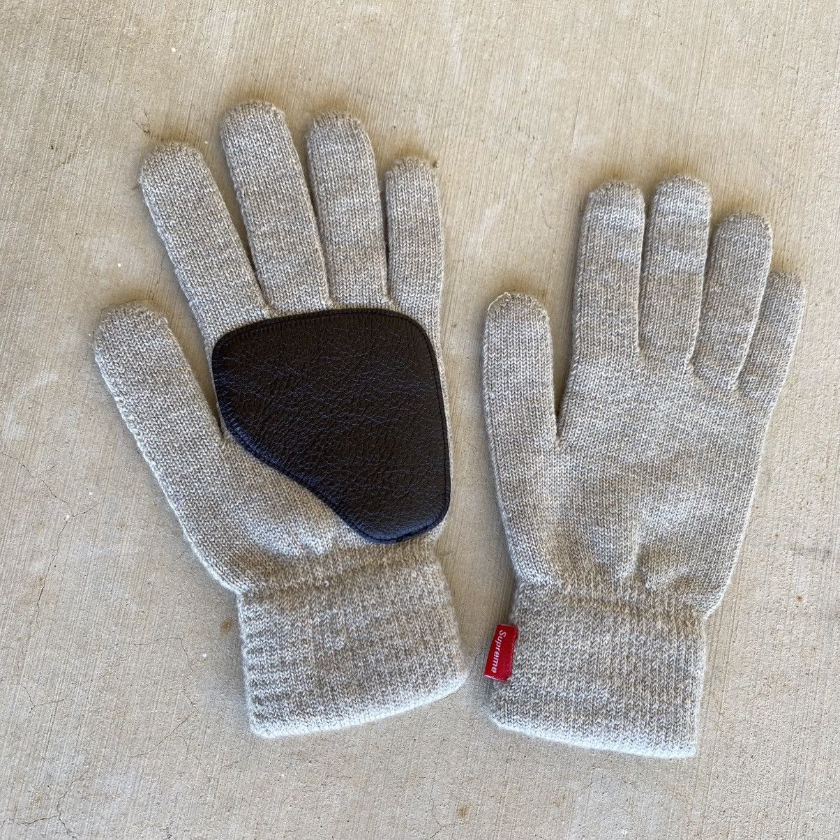 Supreme Supreme Deerskin Gloves Beige 2010 Vintage Designer Wool Size ONE SIZE - 1 Thumbnail