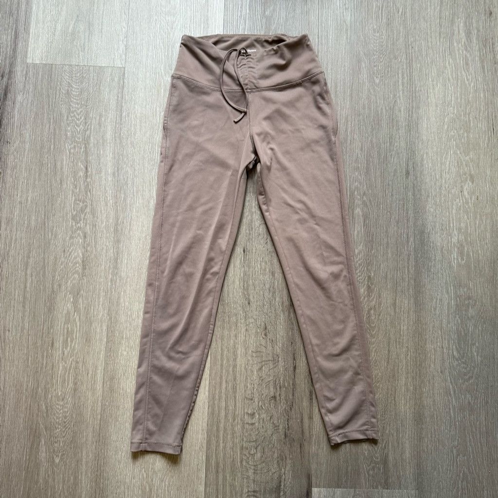 The Unbranded Brand Sommer Ray Taupe Leggings Size 30" / US 8 / IT 44 - 1 Thumbnail