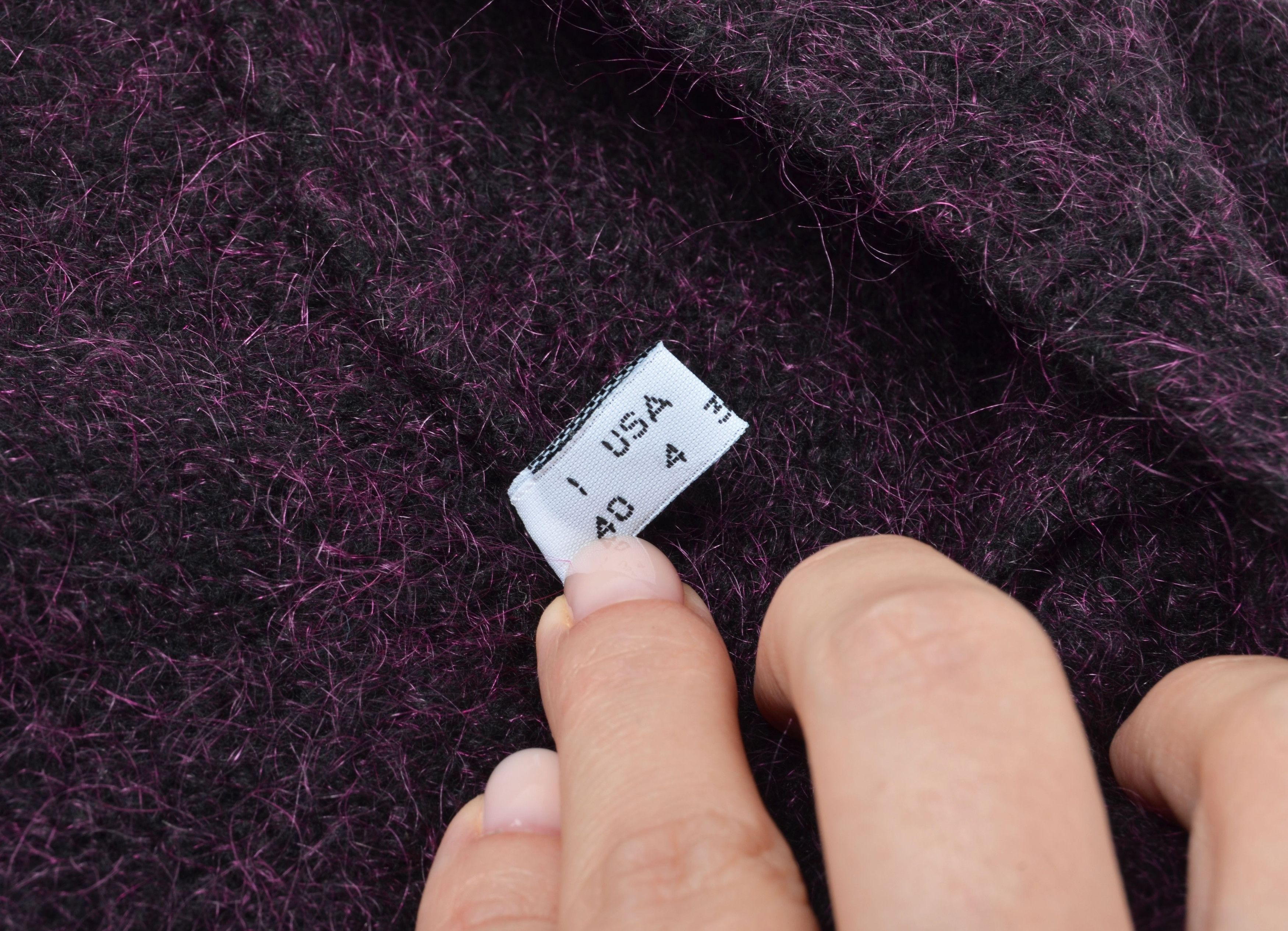 See by Chloe See by Chloe V-Neck Wool Mohair Blend Long Sleeve Cradigan Size S / US 4 / IT 40 - 9 Thumbnail