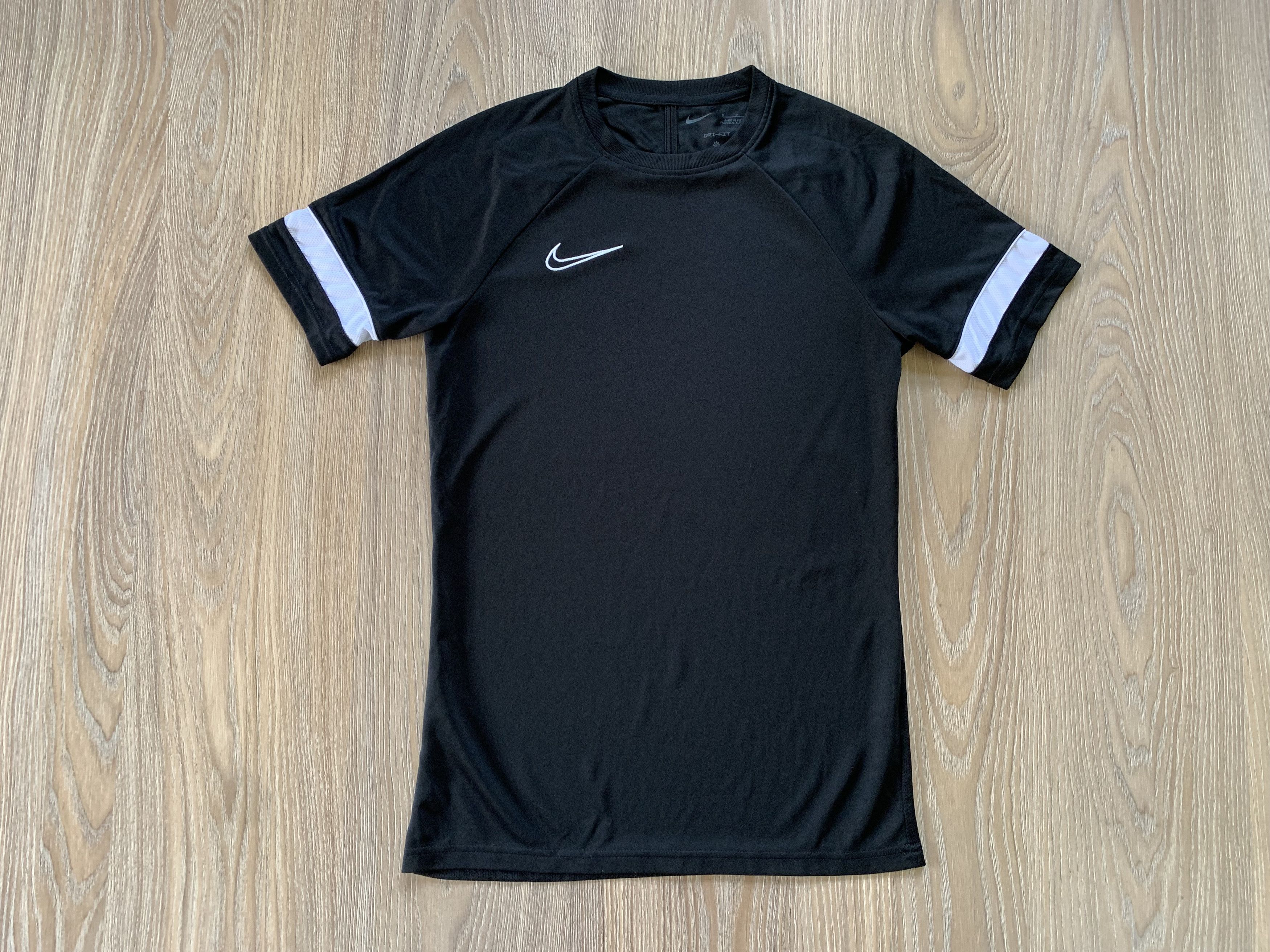 Nike Nike Black Sport T Shirt Size US S / EU 44-46 / 1 - 2 Thumbnail