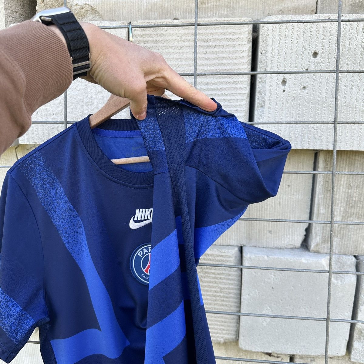 Nike Paris Saint Germain PSG Pre Match 2019 20 Football Jersey M Size US M / EU 48-50 / 2 - 6 Thumbnail
