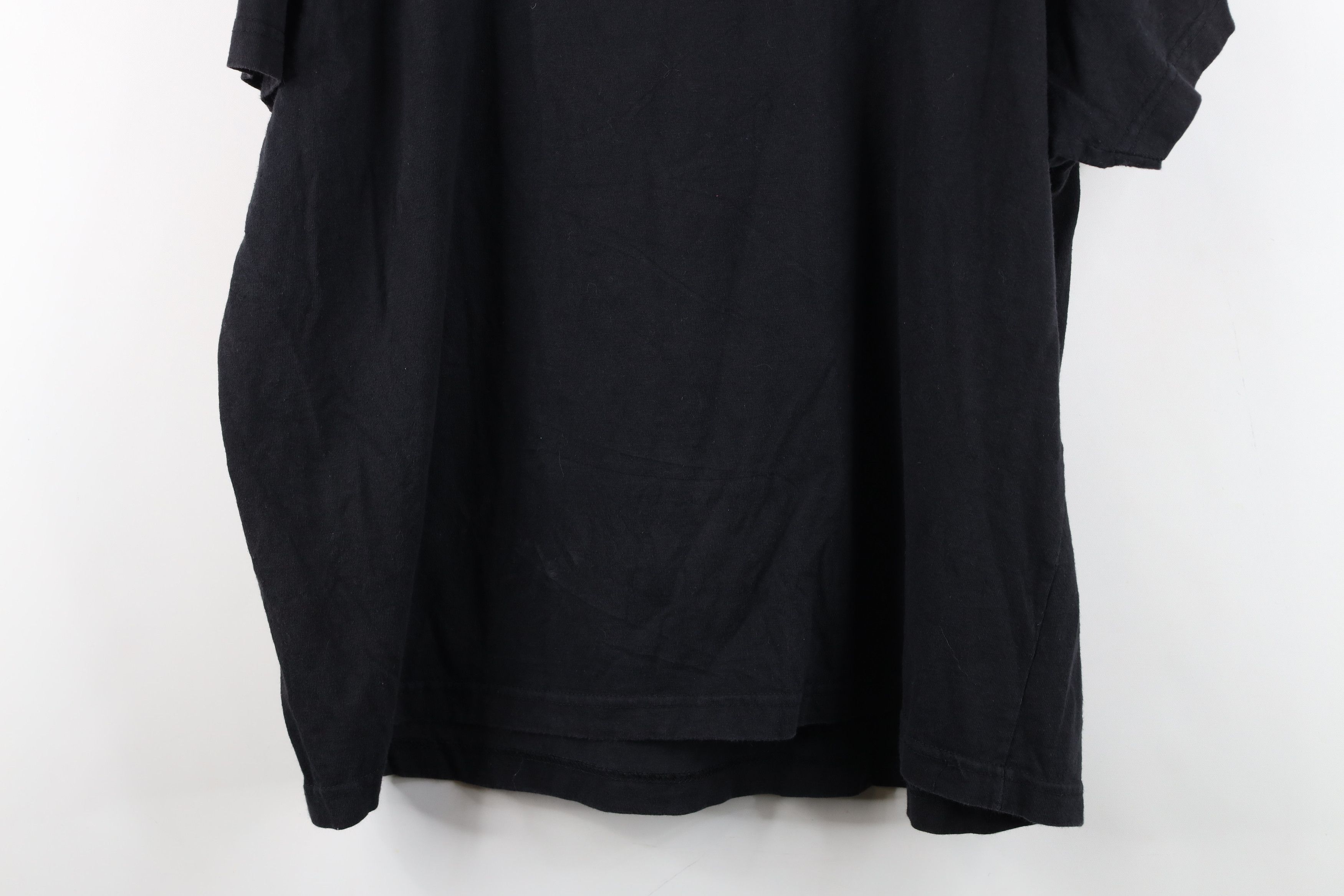 Vintage Vintage Y2K 2004 Johnny Depp Edward Scissorhands T-Shirt Size 4XL / US 24-26 - 13 Thumbnail
