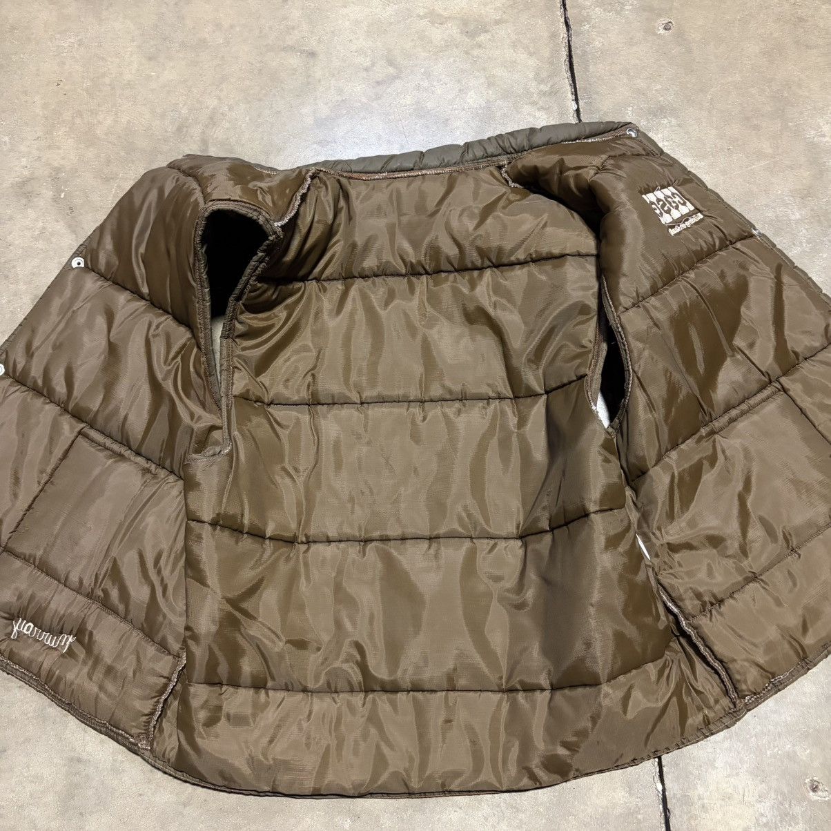 Vintage Vintage 80s Brown Puffer Vest Quilted Case IH Farming USA Size US XL / EU 56 / 4 - 6 Thumbnail