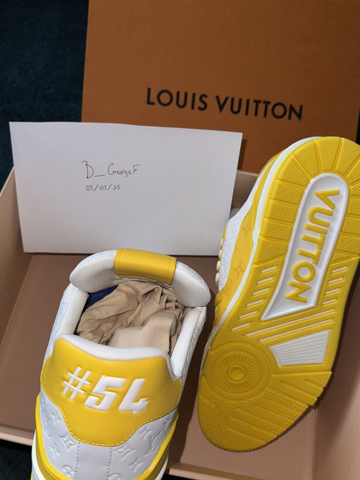 Louis Vuitton Louis Vuitton Trainer White Yellow Monogram Size US 10 / EU 43 - 20 Thumbnail