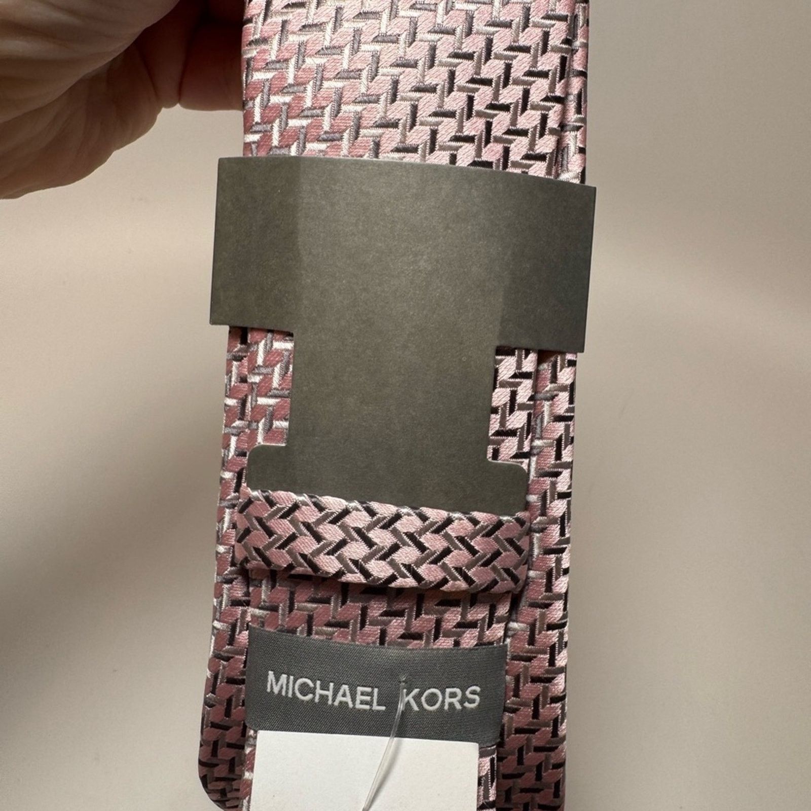 Michael Kors Michael Kors Pink & Grey Tie Designer Men’s Accessory Size ONE SIZE - 4 Thumbnail