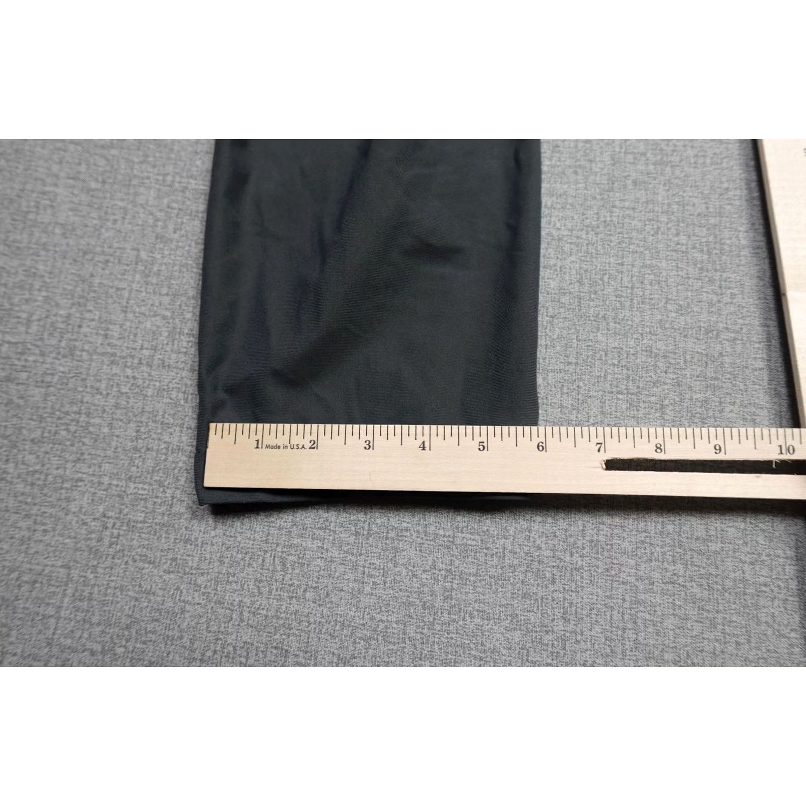 Fabletics Fabletics Pants Mens 32 Chino Flat Front Gray Casual Travel Lightweight Polyester Blend Slas Pocket Regular Rise Mid regular Mens Size US 32 / EU 48 - 5 Thumbnail