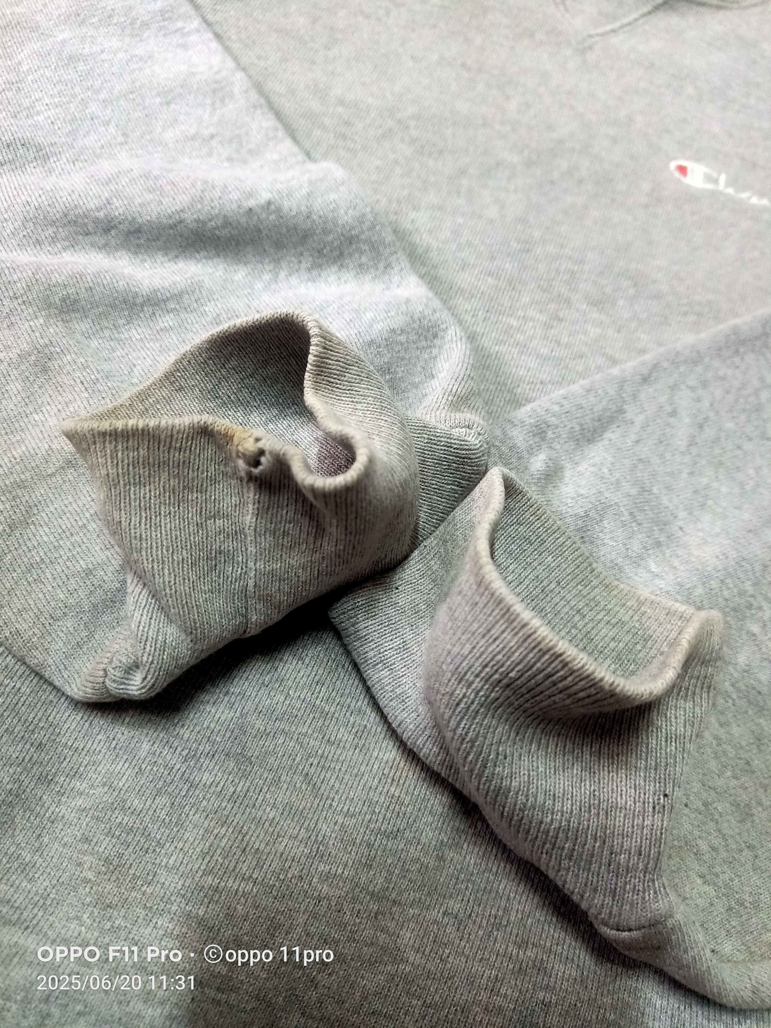 Champion × Vintage Vintage Champion 90s Hoodies Men Size US M / EU 48-50 / 2 - 8 Thumbnail