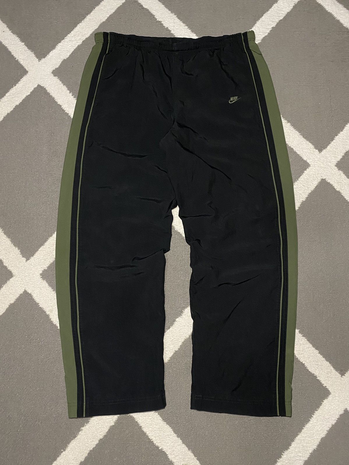 Nike × Vintage Vintage 00’s Nike Baggy Fit Sweatpants Trackpants Size US 34 / EU 50 - 7 Thumbnail