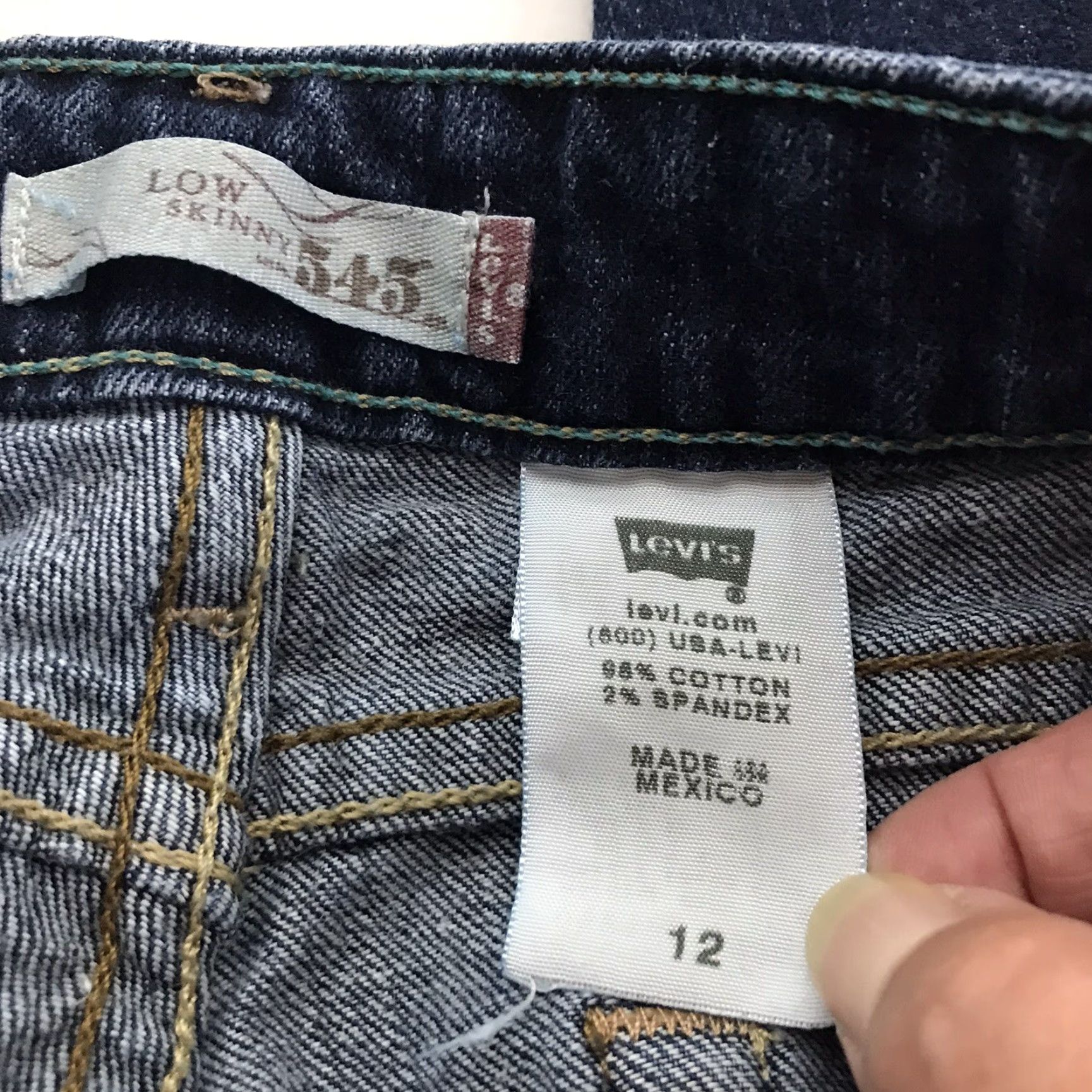 Levi's Levi's 545 Low Rise Skinny Capris Womens Size 12 Blue Denim Size ONE SIZE - 3 Thumbnail