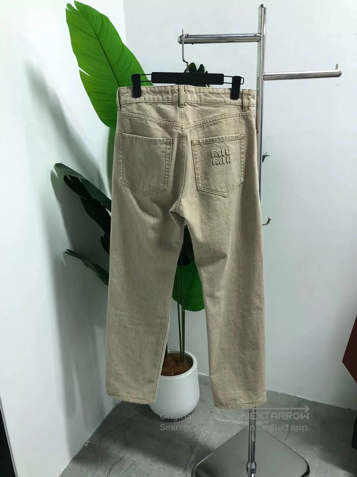 Miu Miu Miu Miu Beige Straight. Size 25" / US 0 / IT 36 - 2 Thumbnail