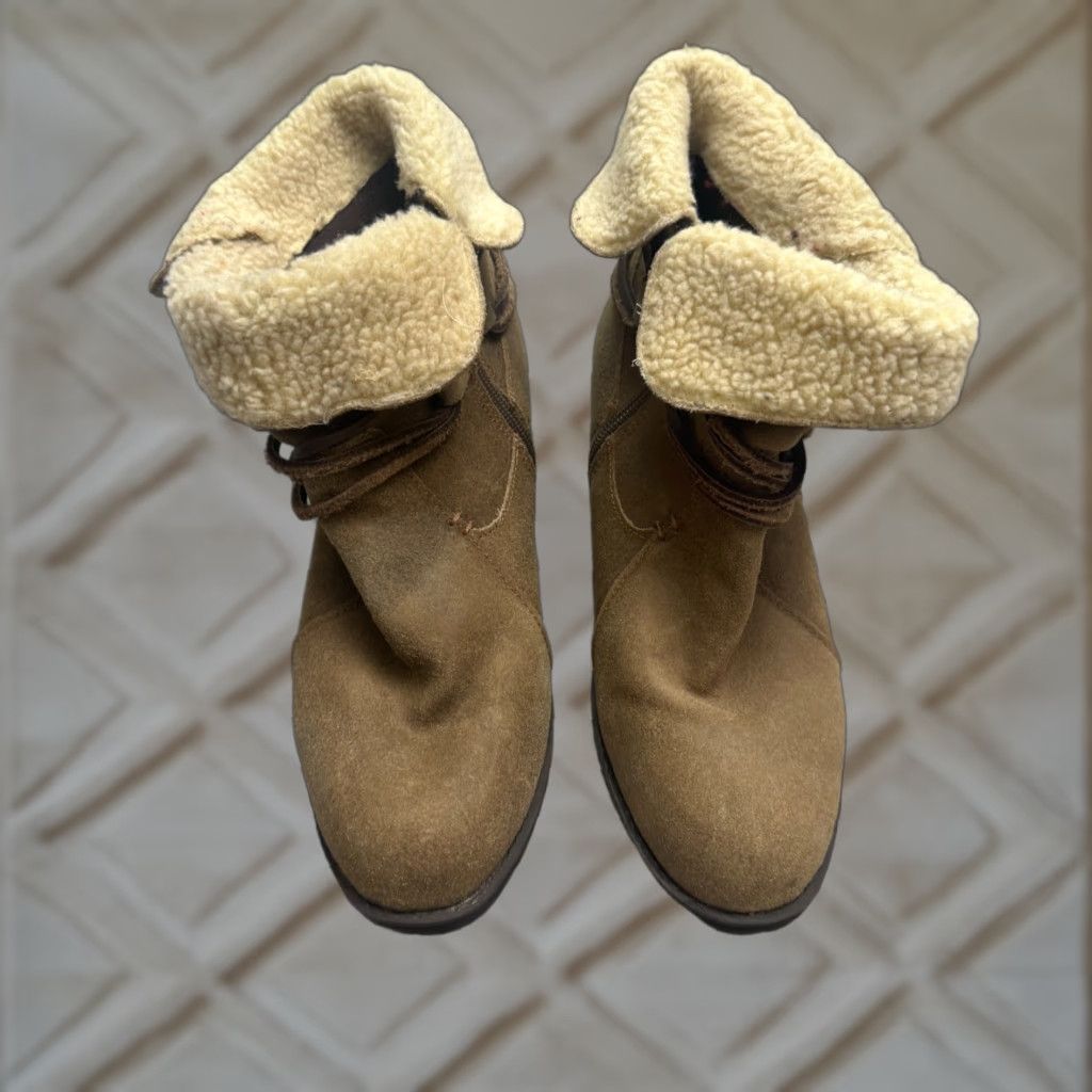 Eddie Bauer VINTAGE Eddie Bauer Women's Ankle Boots Casual Fall Winter Brown Suede Shearling Lined 8M Size US 8 / IT 38 - 1 Thumbnail