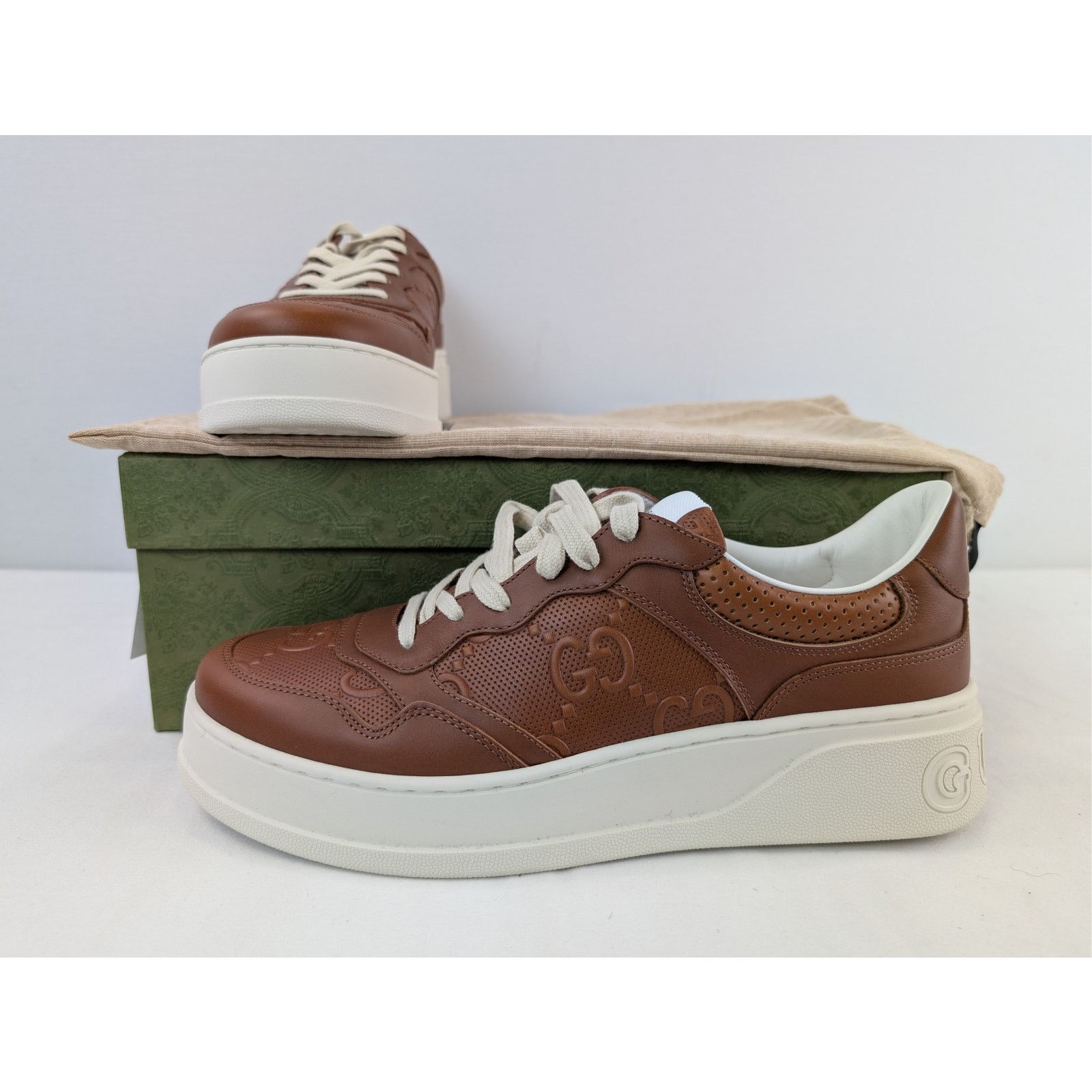 Gucci o1rshd1 Low Top Sneakers in Brown with White Sole Size US 12 / EU 45 - 21 Thumbnail