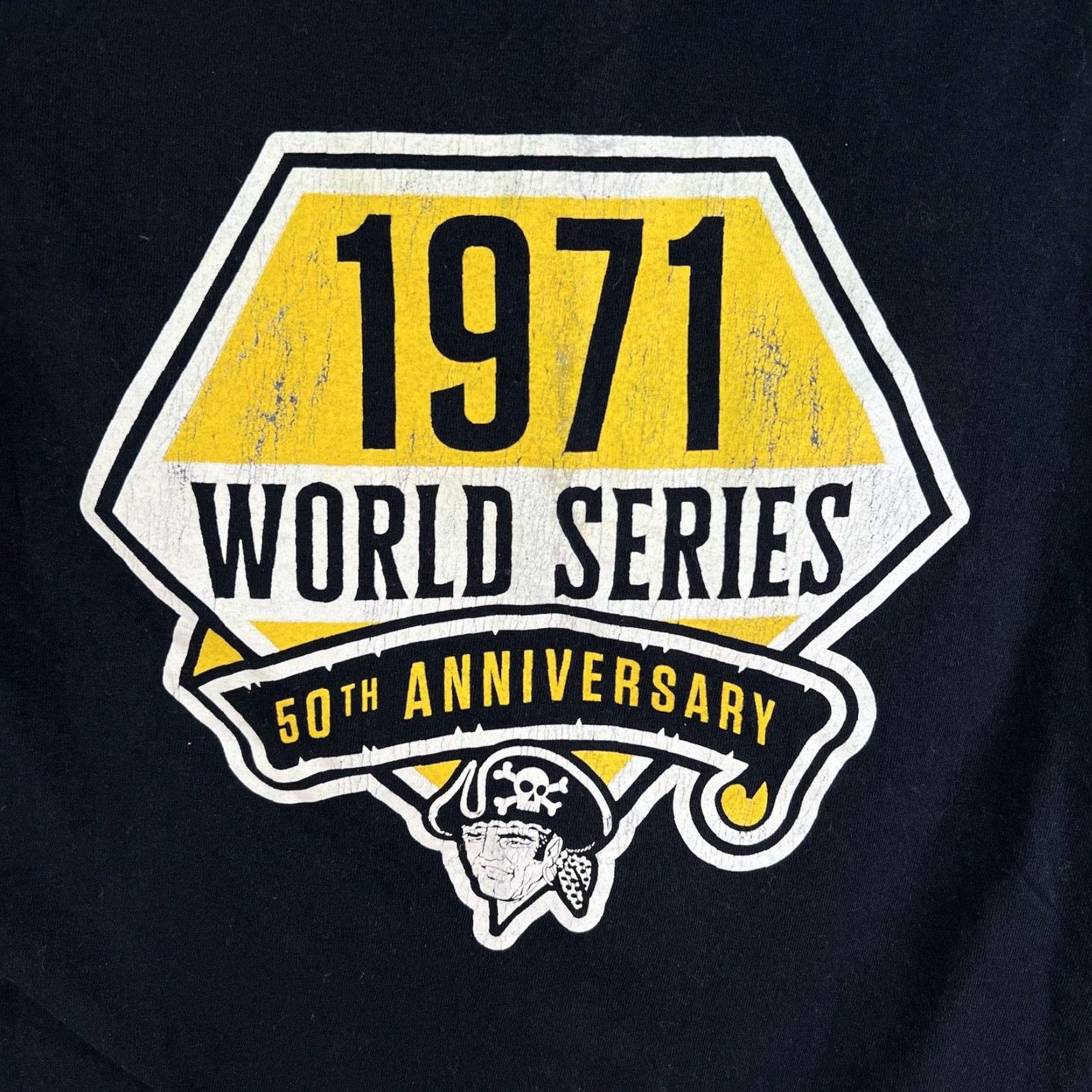 Gildan Pittsburgh Pirates 50th Anniversary World Series T-Shirt Mens XL Black - Gildan Heavy Cotton, Short Sleeve, Crew Neck, Graphic Print, 70s Sports Theme Size US XL / EU 56 / 4 - 2 Thumbnail