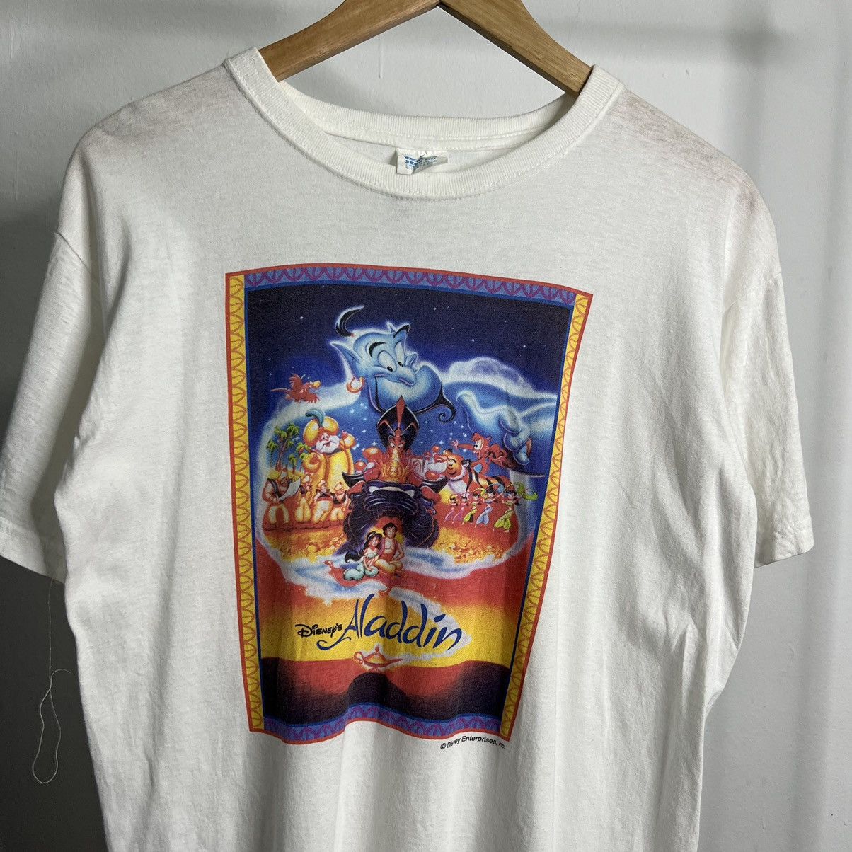 Vintage Vintage 1997 Disney Aladdin Posterprint Tee Size US M / EU 48-50 / 2 - 2 Thumbnail