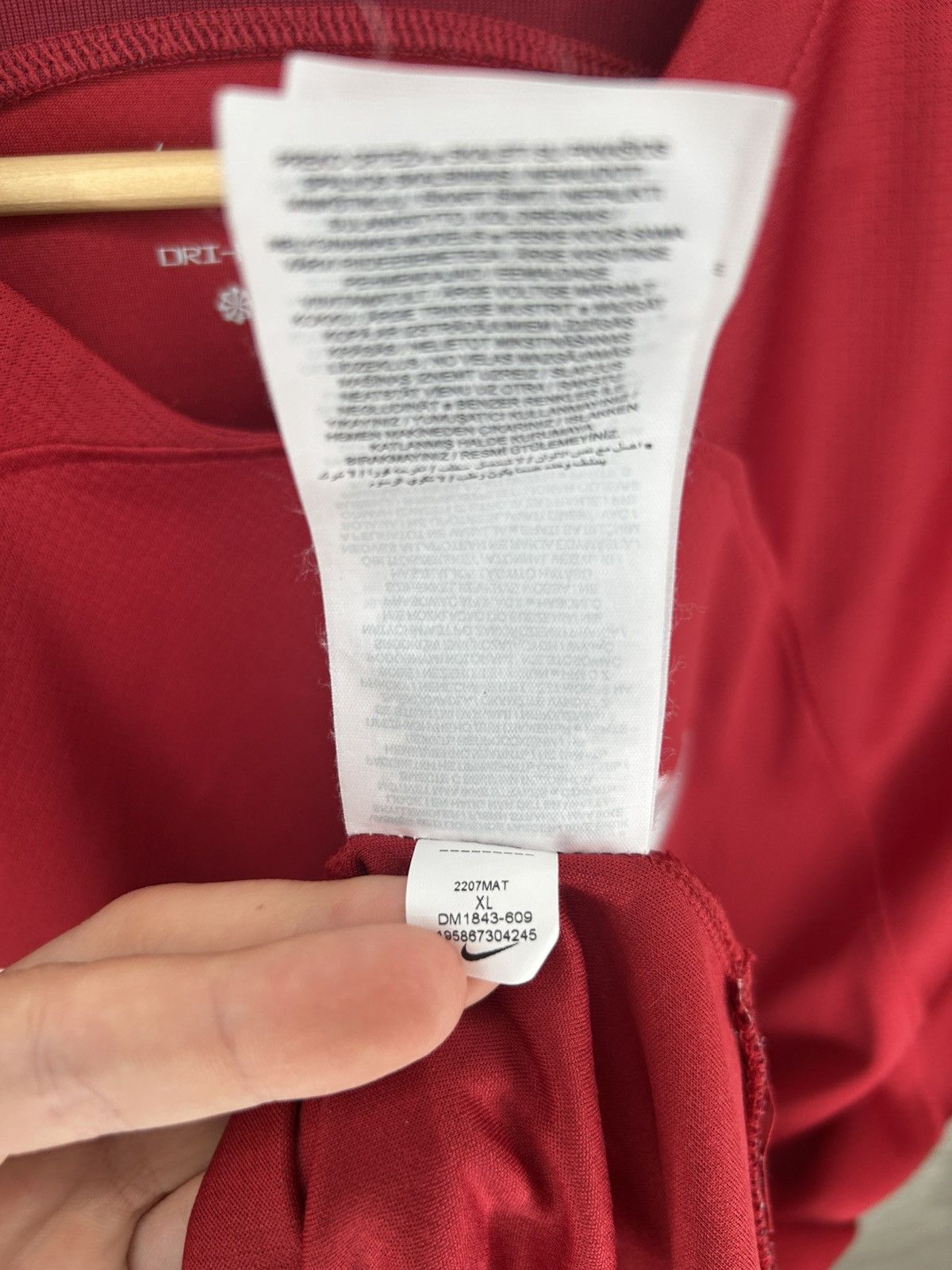 Nike Nike Liverpool FC Home 2022/2023 Jersey Size US XL / EU 56 / 4 - 14 Thumbnail