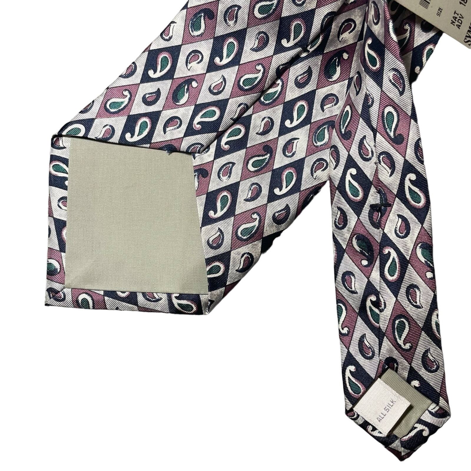 Pierre Cardin Pierre Cardin Silk Tie Paisley Diamond Background USA - 4" W Size ONE SIZE - 4 Thumbnail