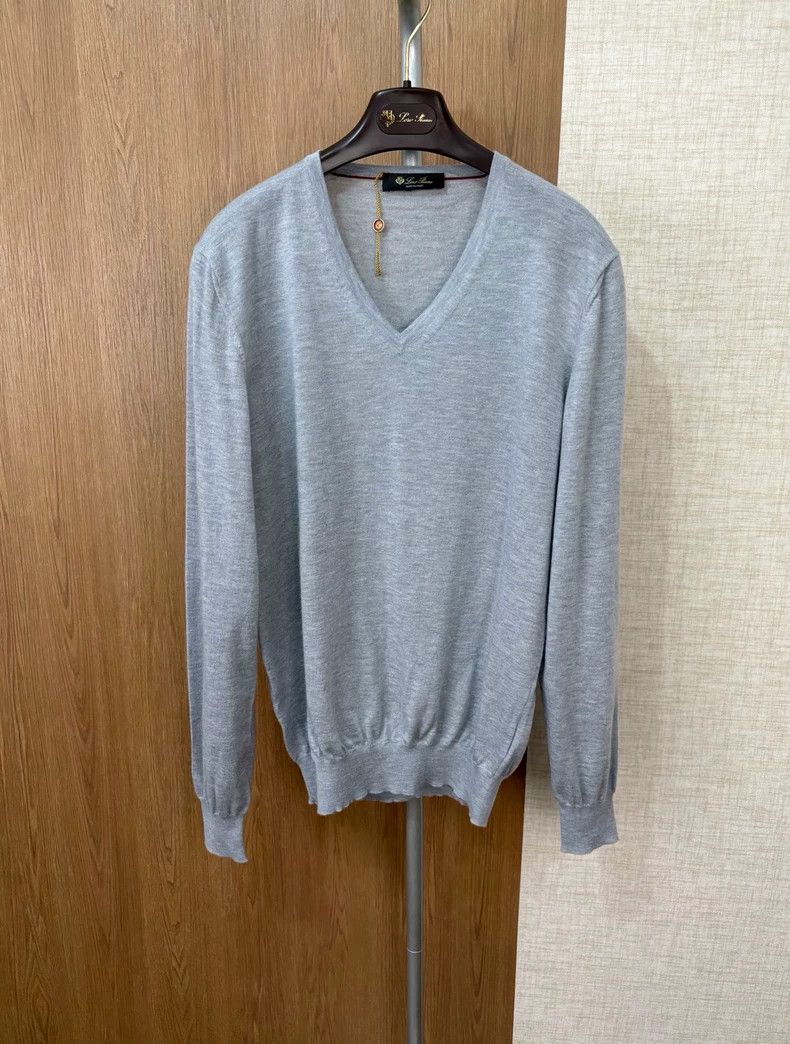 Loro Piana LORO PIANA V-neck cashmere knit sweater Size US M / EU 48-50 / 2 - 1 Thumbnail