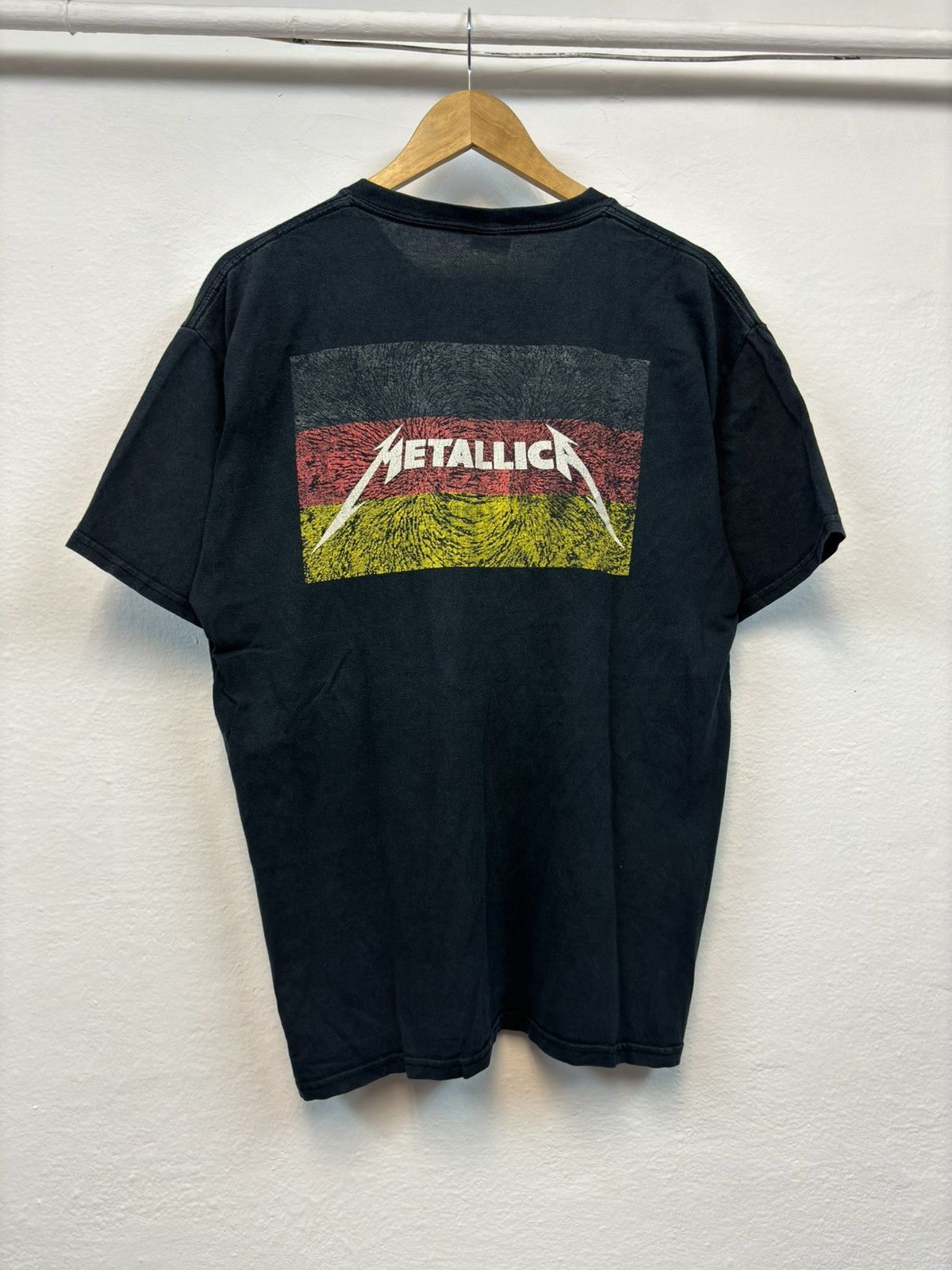 Band Tees × Vintage Vintage 2010 Metallica Death Magnetic World rock Tour Tee Size US L / EU 52-54 / 3 - 3 Thumbnail