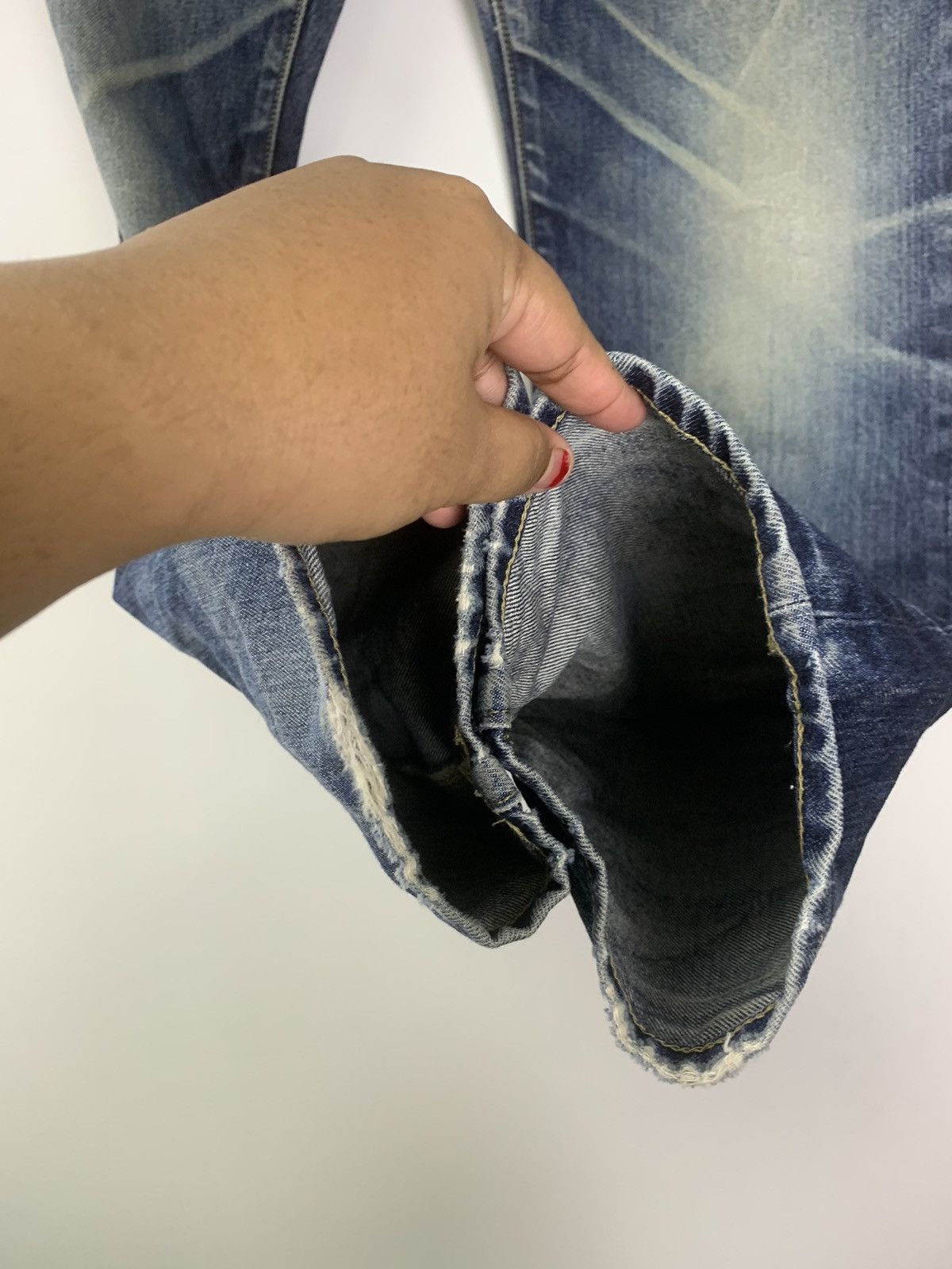Uniqlo Vintage Uniqlo distressed denim Size US 34 / EU 50 - 8 Thumbnail