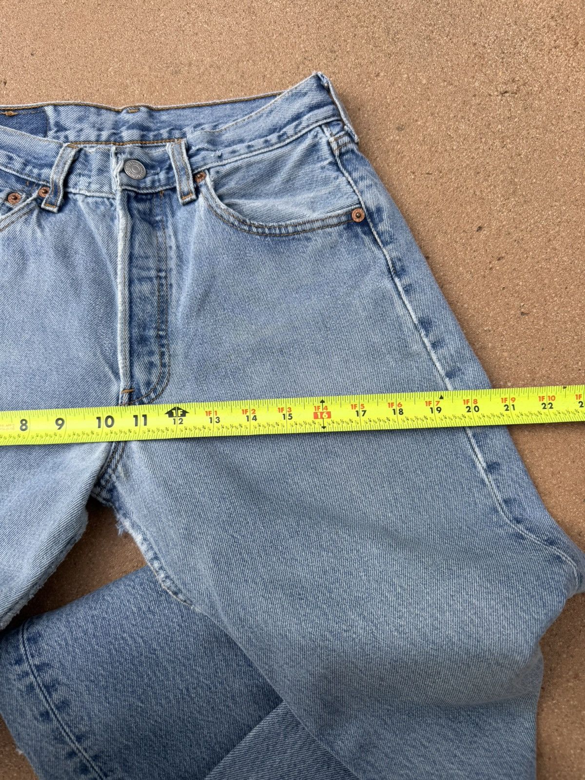 Levi's Vintage Levi’s 501xx Buttonfly Straight Faded Jeans 27x32 Size US 27 - 14 Thumbnail