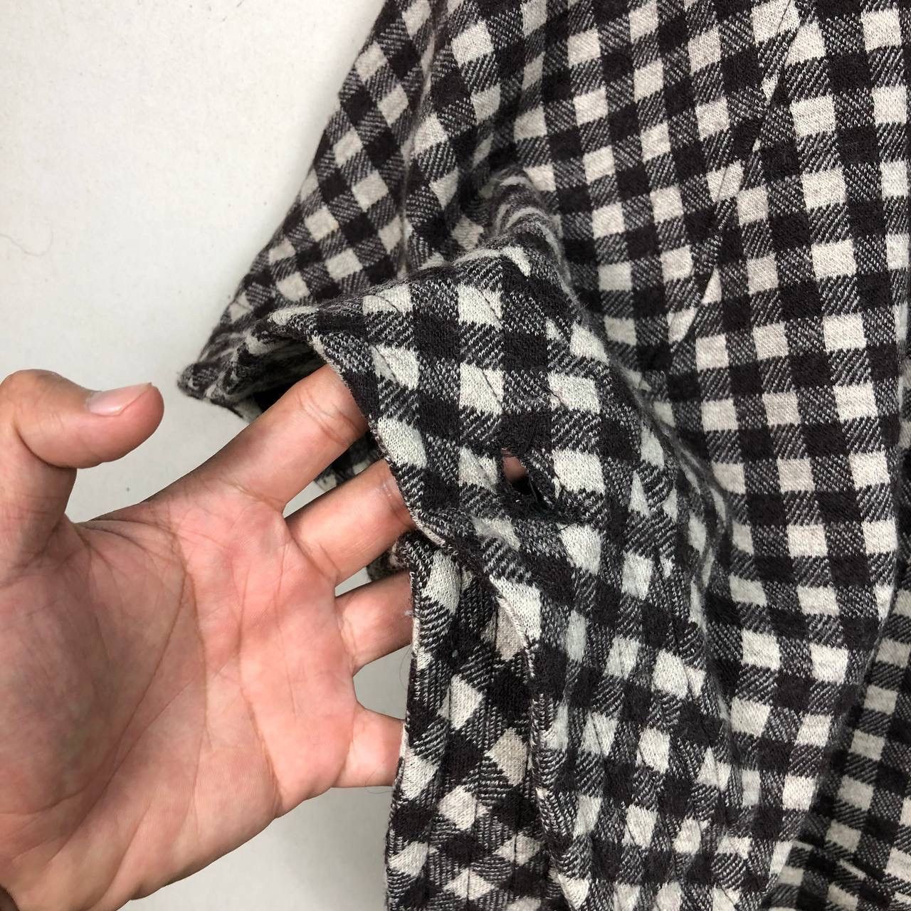 Cloak × Japanese Brand Vintage Rubia Checkered Poncho Cloaks Capes Soft Size US M / EU 48-50 / 2 - 6 Thumbnail