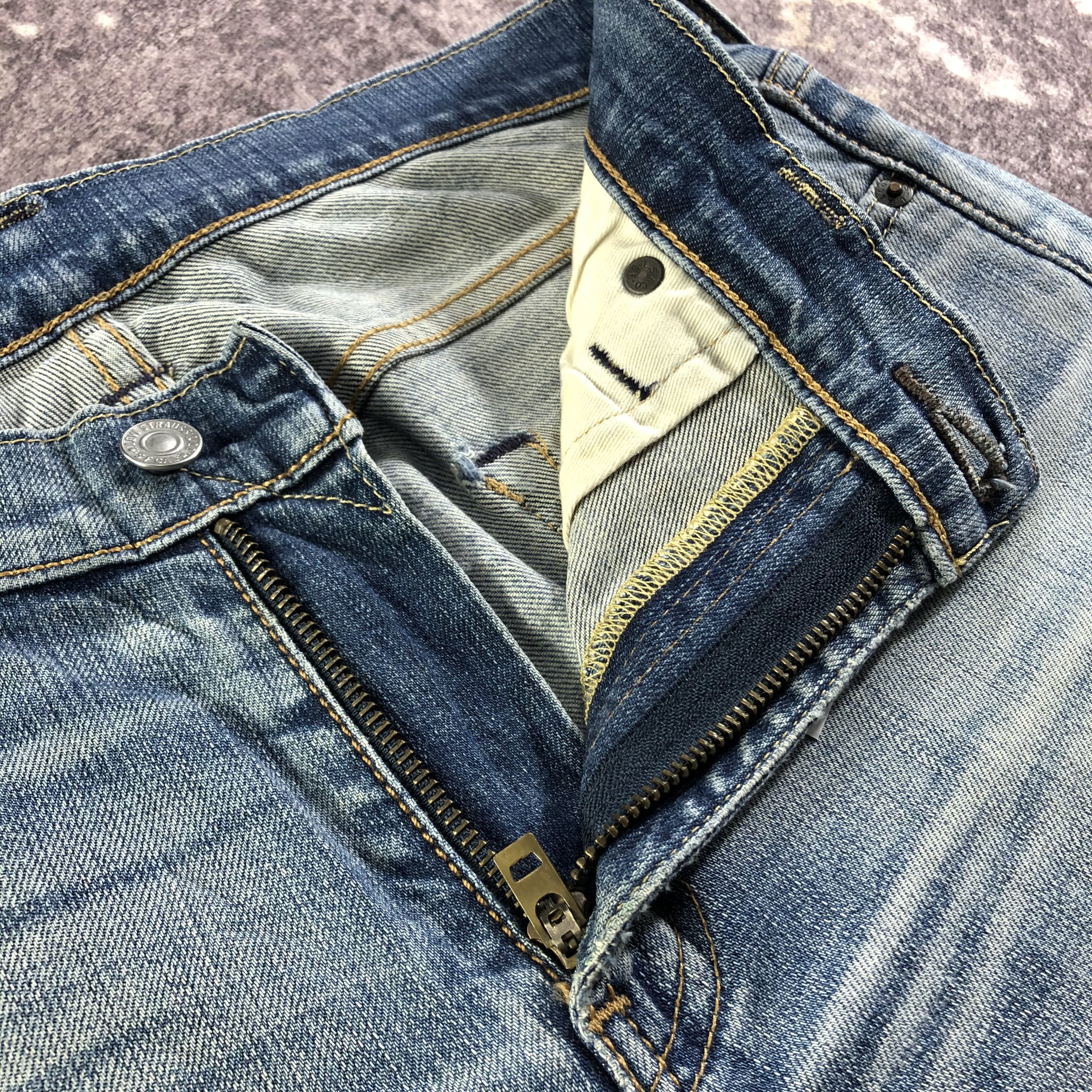 Levi's × Vintage Vintage Blue Wash Levis 511 Jeans-JM3260 Size US 31 - 8 Thumbnail