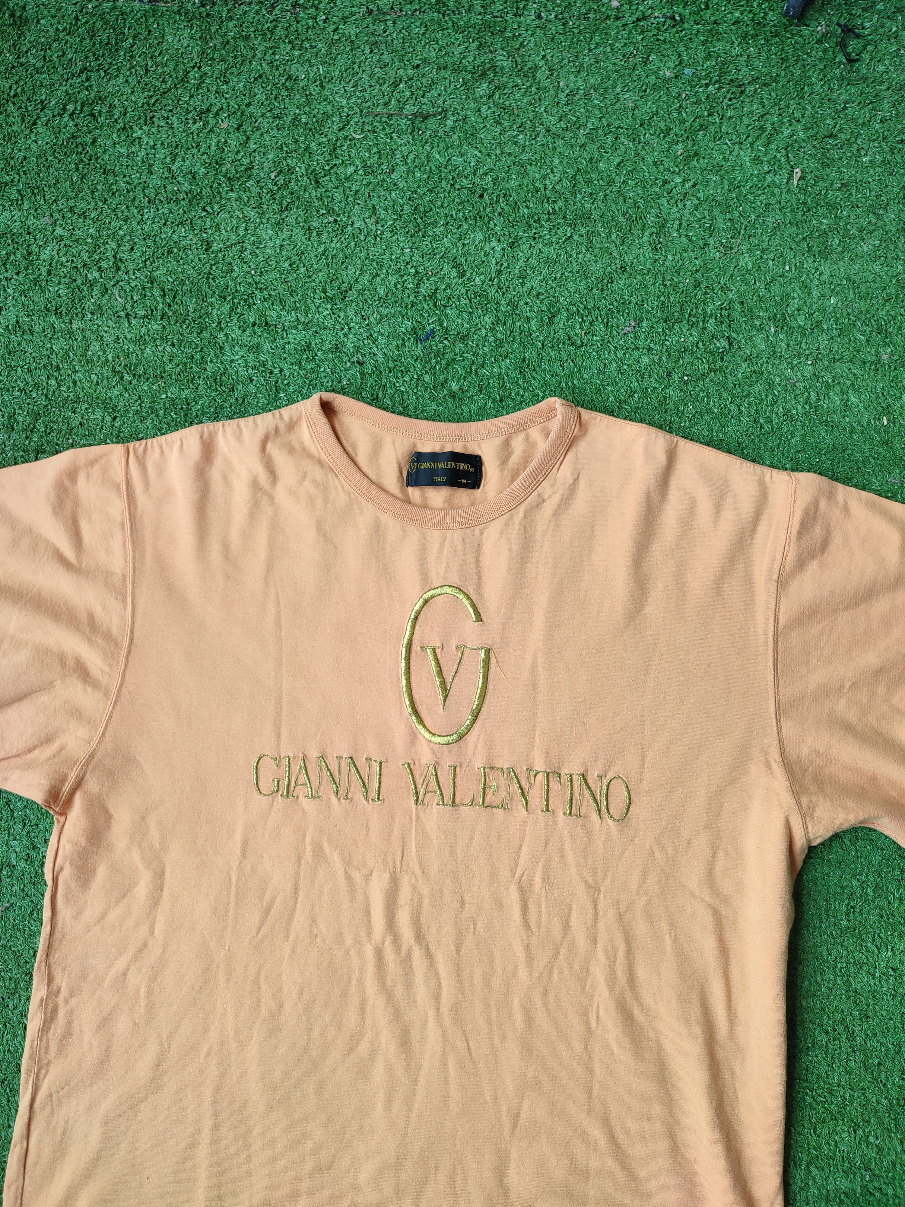 Gianni Valentino 💥90s💥 VTG GIANNI VALENTINO EMBROIDERY TEES Size US M / EU 48-50 / 2 - 4 Thumbnail